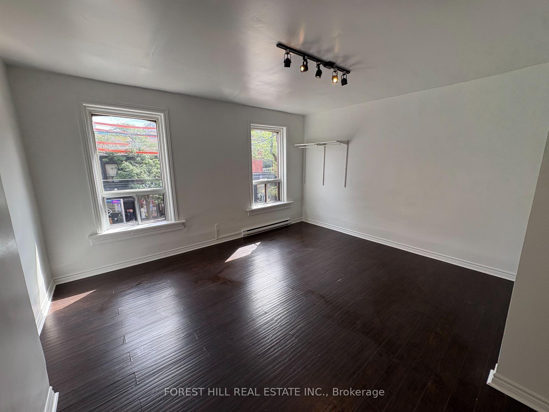 Photo 5 of Unit 2, 480 Queen Street W, Toronto, Kensington-Chinatown — HOMEH