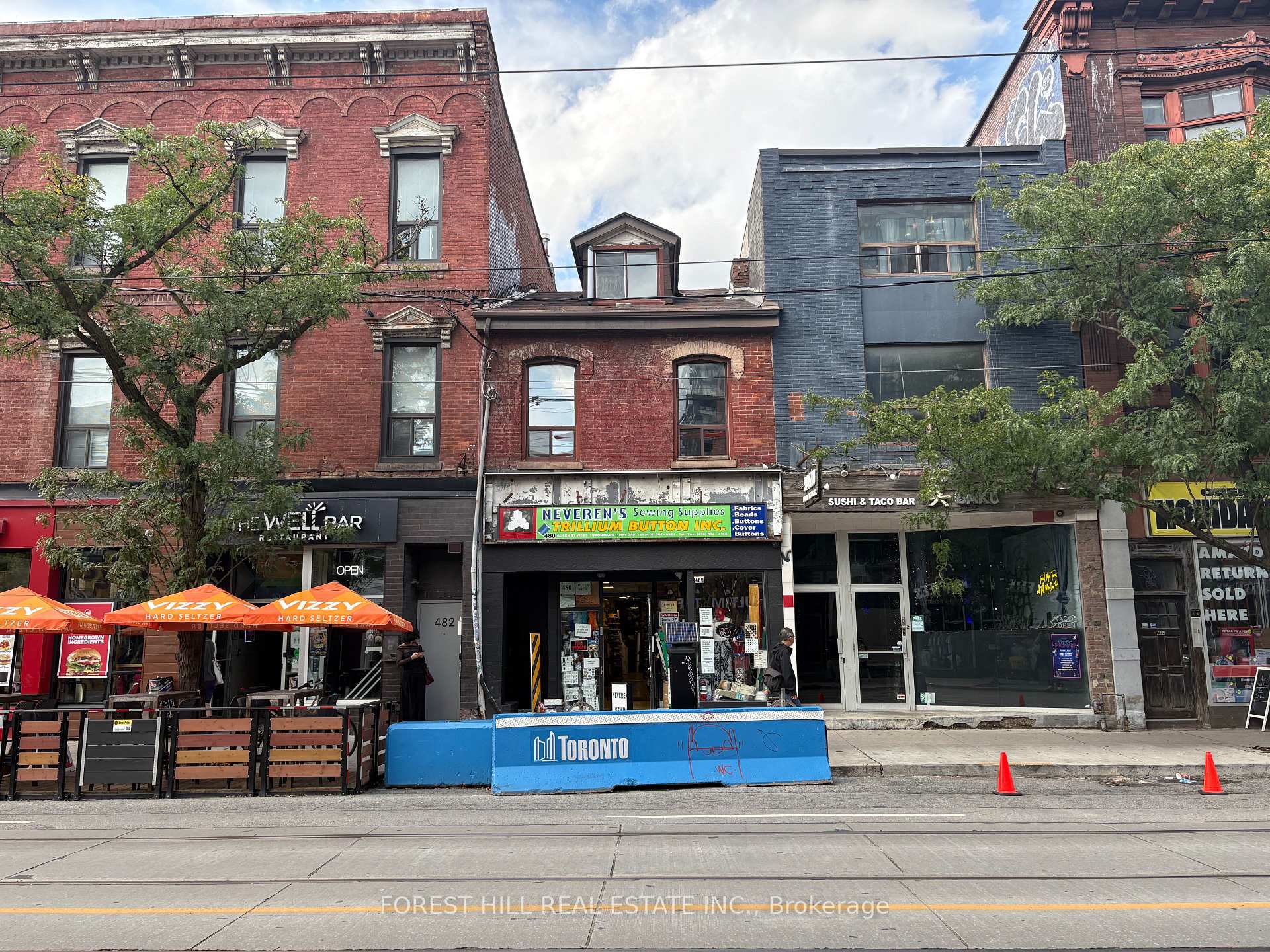 Photo 9 of Unit 2, 480 Queen Street W, Toronto, Kensington-Chinatown — HOMEH