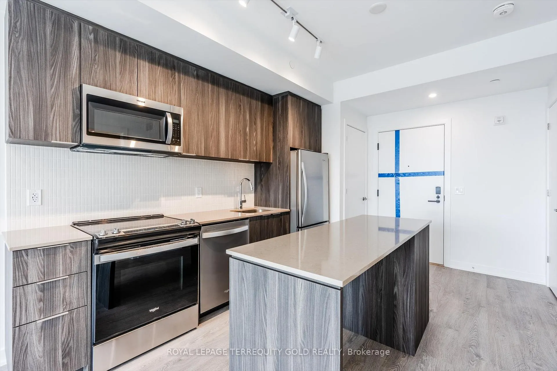 Photo 12 of Unit 705, 720 Whitlock Avenue, Milton, Cobban — HOMEH