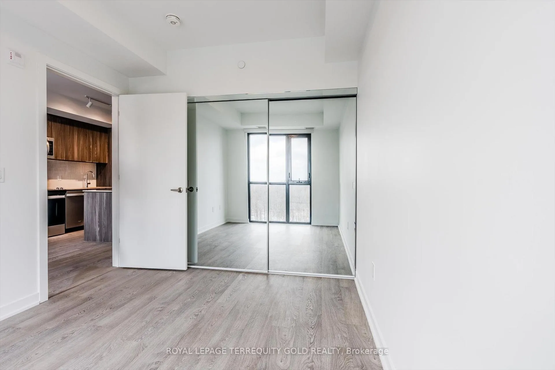 Photo 15 of Unit 705, 720 Whitlock Avenue, Milton, Cobban — HOMEH
