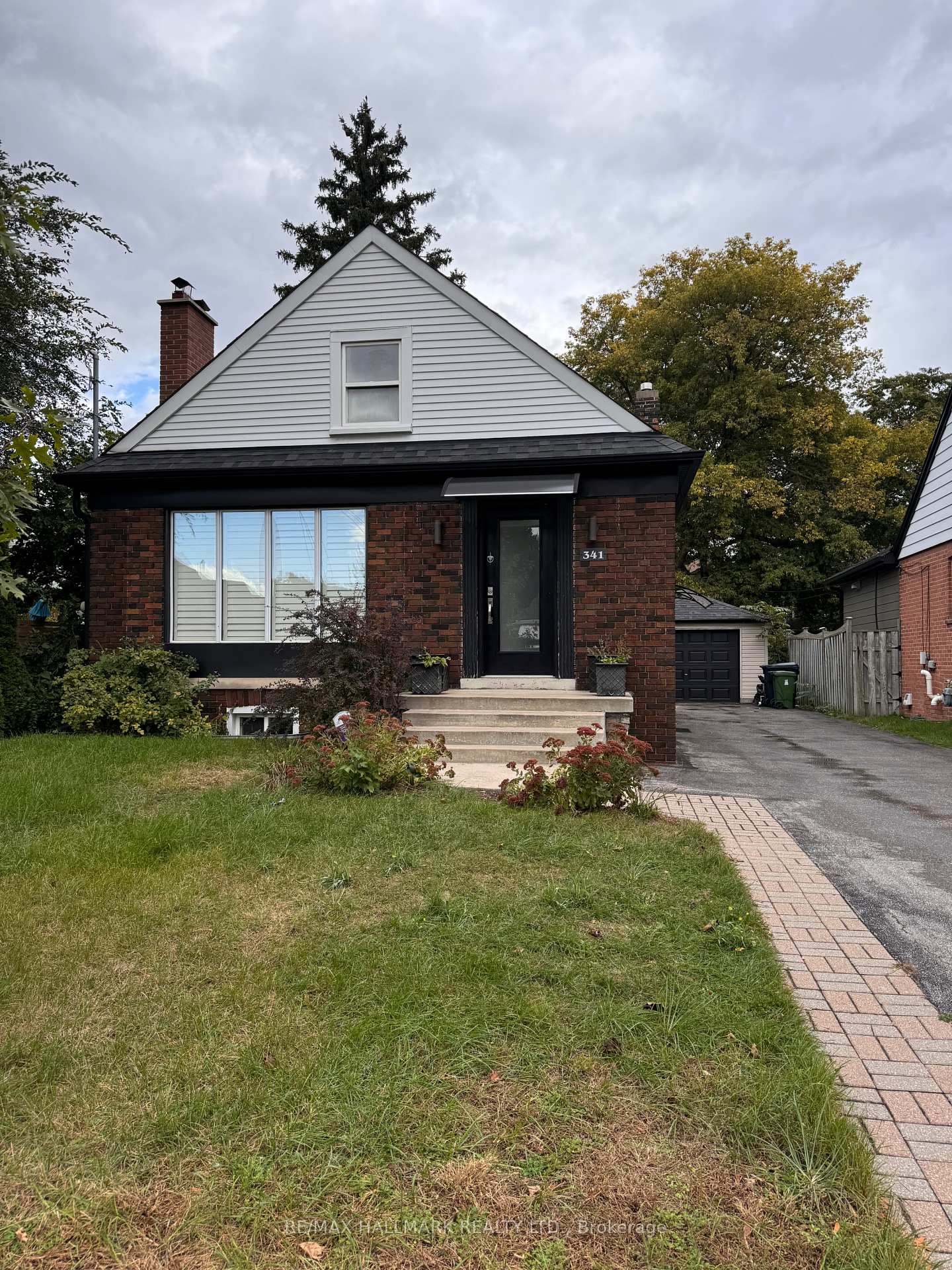 Photo 1 of Unit Lower, 341 Linsmore Crescent, Toronto, East York — HOMEH