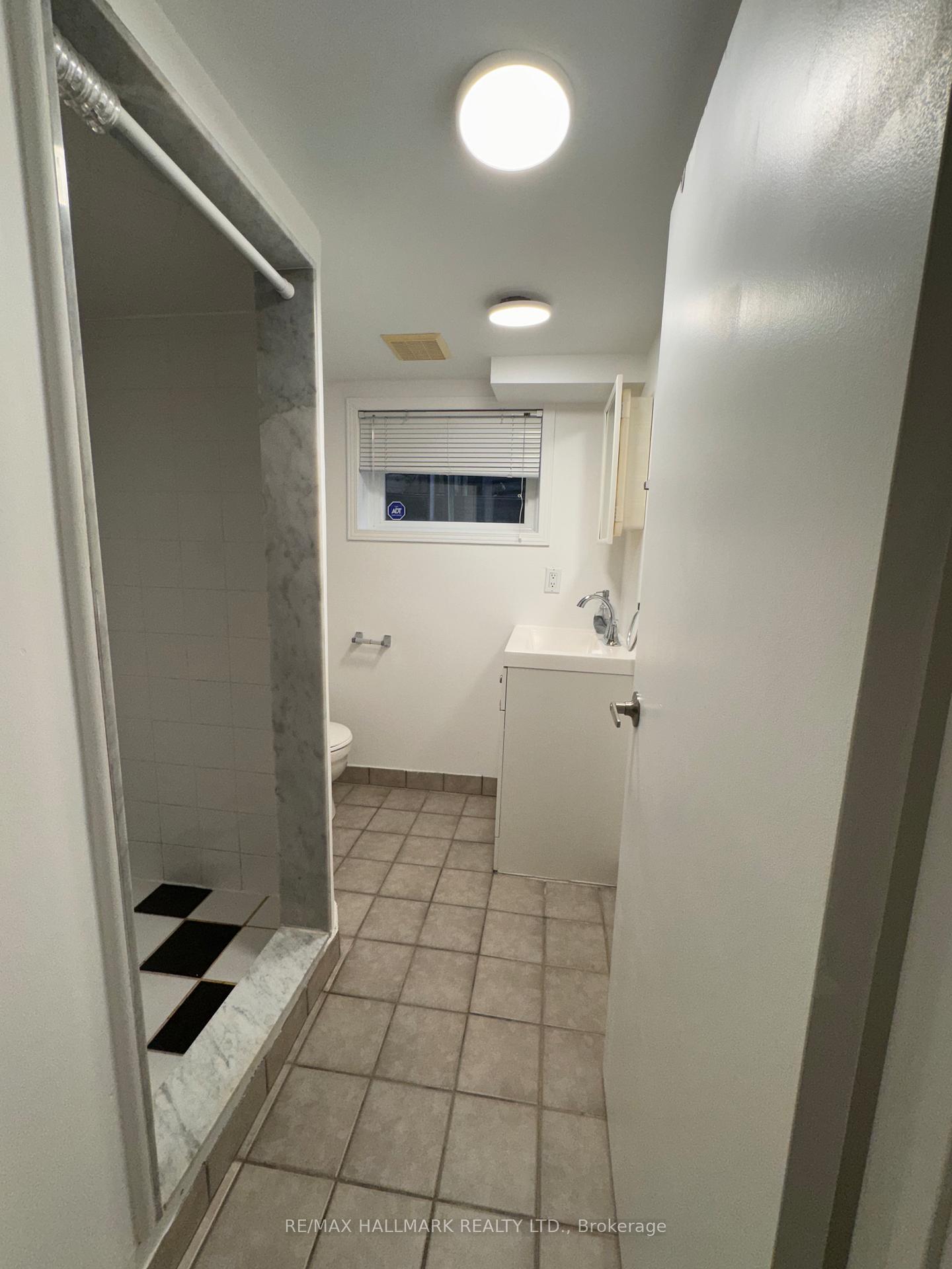 Photo 4 of Unit Lower, 341 Linsmore Crescent, Toronto, East York — HOMEH