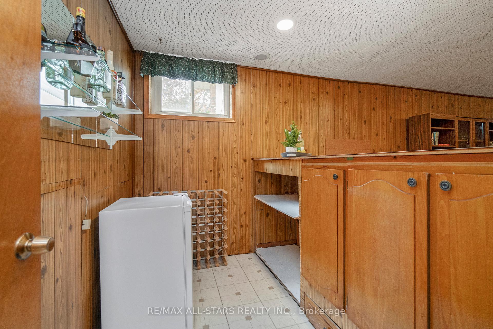 Photo 8 of 24 Ensign Place, Scarborough, Woburn — HOMEH