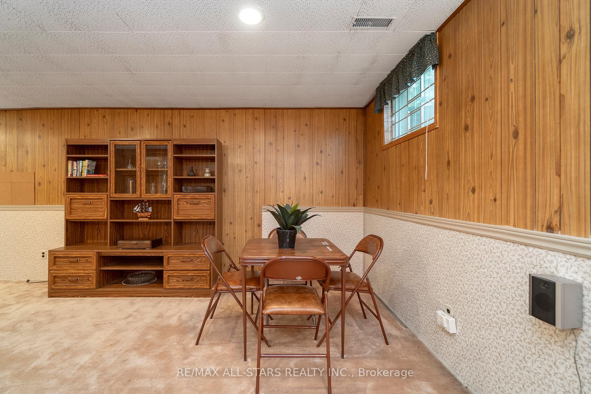 Photo 10 of 24 Ensign Place, Scarborough, Woburn — HOMEH
