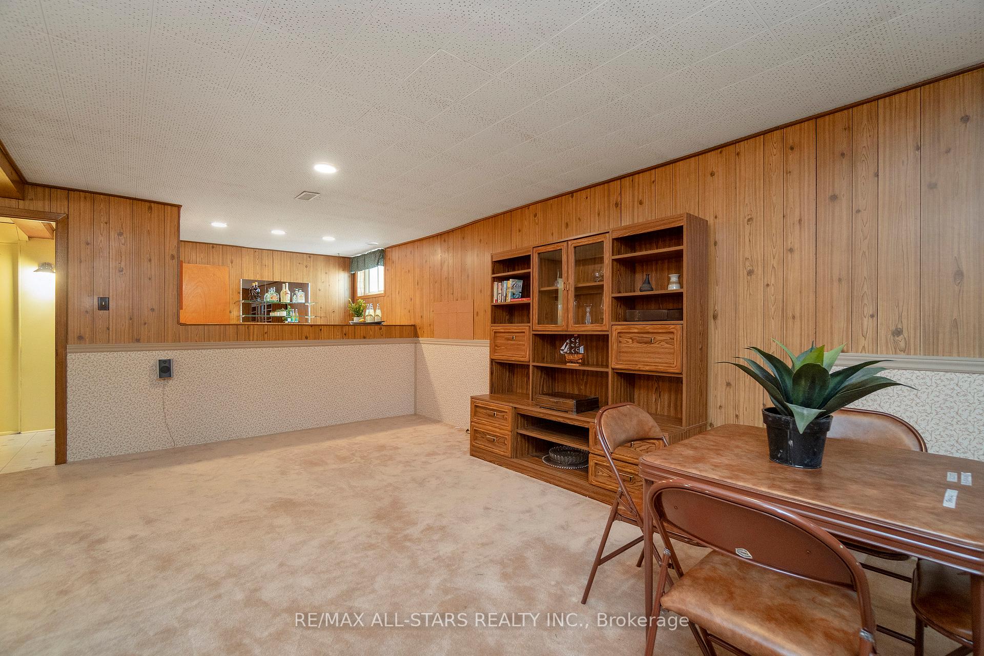 Photo 11 of 24 Ensign Place, Scarborough, Woburn — HOMEH