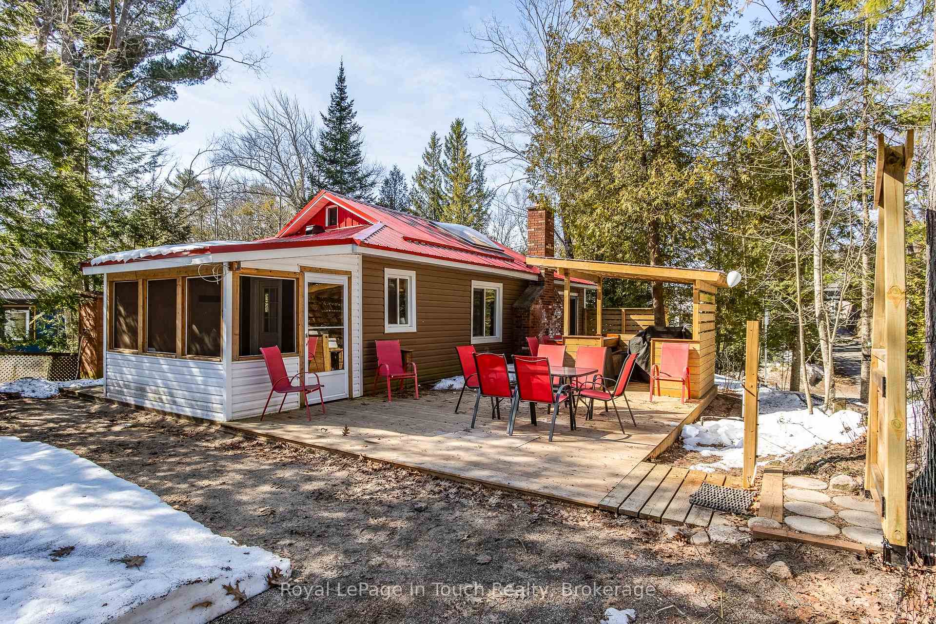 Photo 1 of 77 Tiny Beaches Road S, Tiny, Rural Tiny — HOMEH