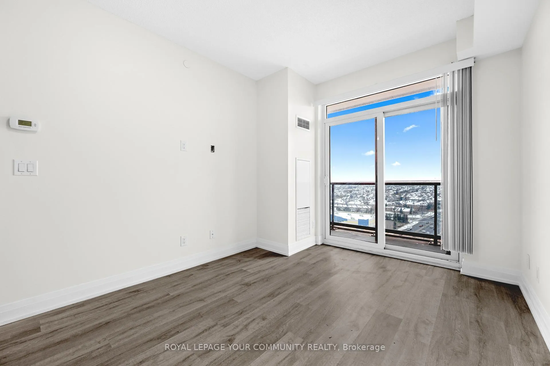 Photo 12 of Unit 1609, 3700 Highway 7 Road, Vaughan, Vaughan Corporate Centre — HOMEH