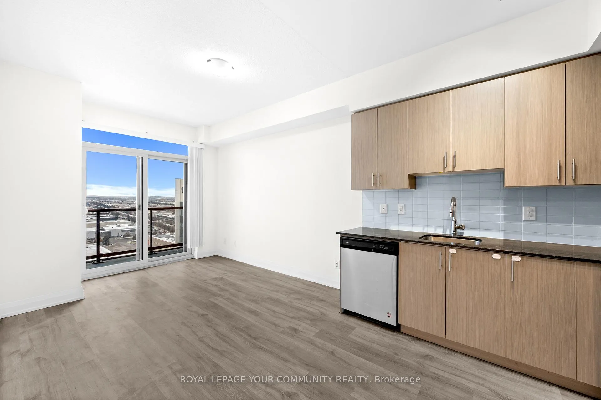 Photo 13 of Unit 1609, 3700 Highway 7 Road, Vaughan, Vaughan Corporate Centre — HOMEH