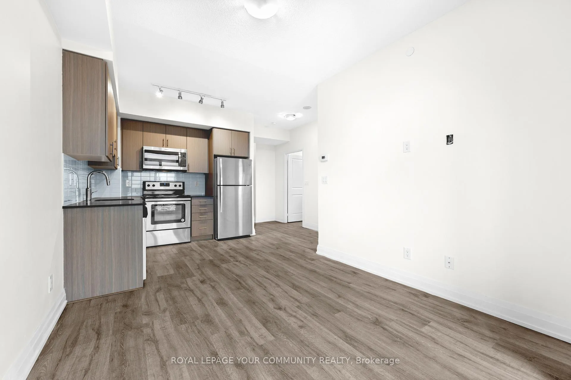 Photo 14 of Unit 1609, 3700 Highway 7 Road, Vaughan, Vaughan Corporate Centre — HOMEH