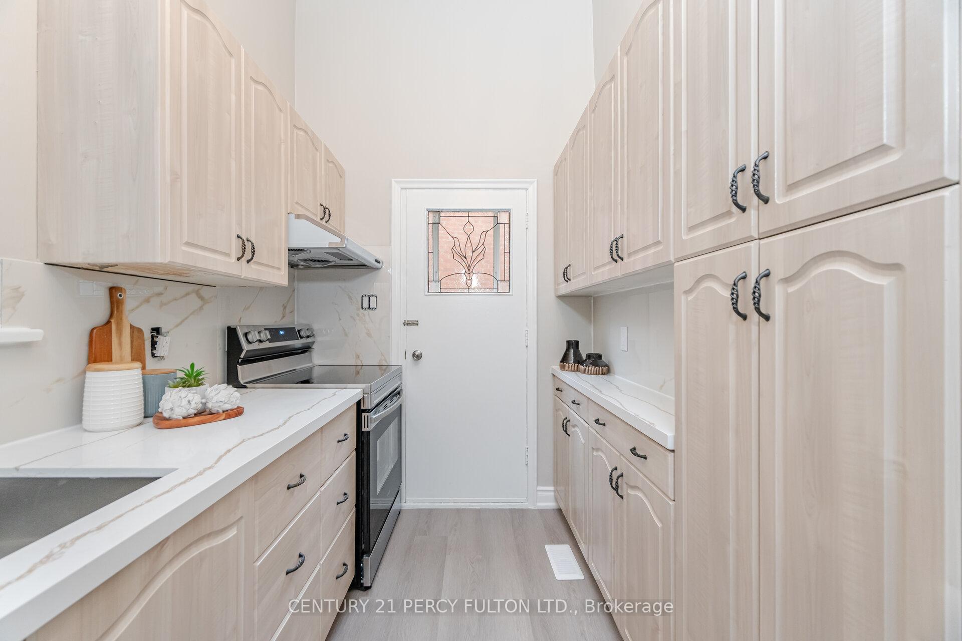 Photo 11 of 27 Benleigh Drive, Scarborough, Woburn — HOMEH