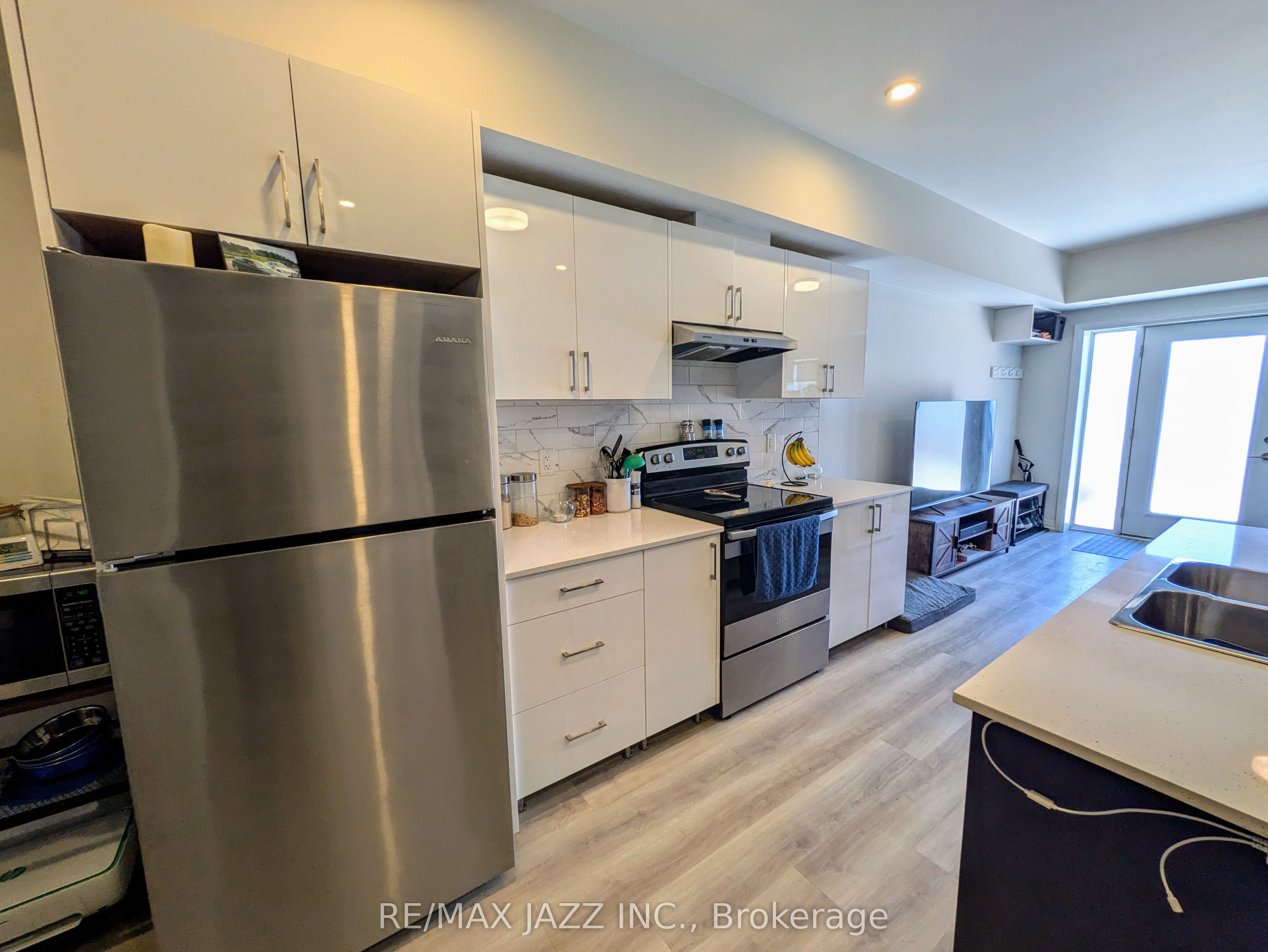 Photo 31 of Unit 105, 750 King Street E, Oshawa, Eastdale — HOMEH