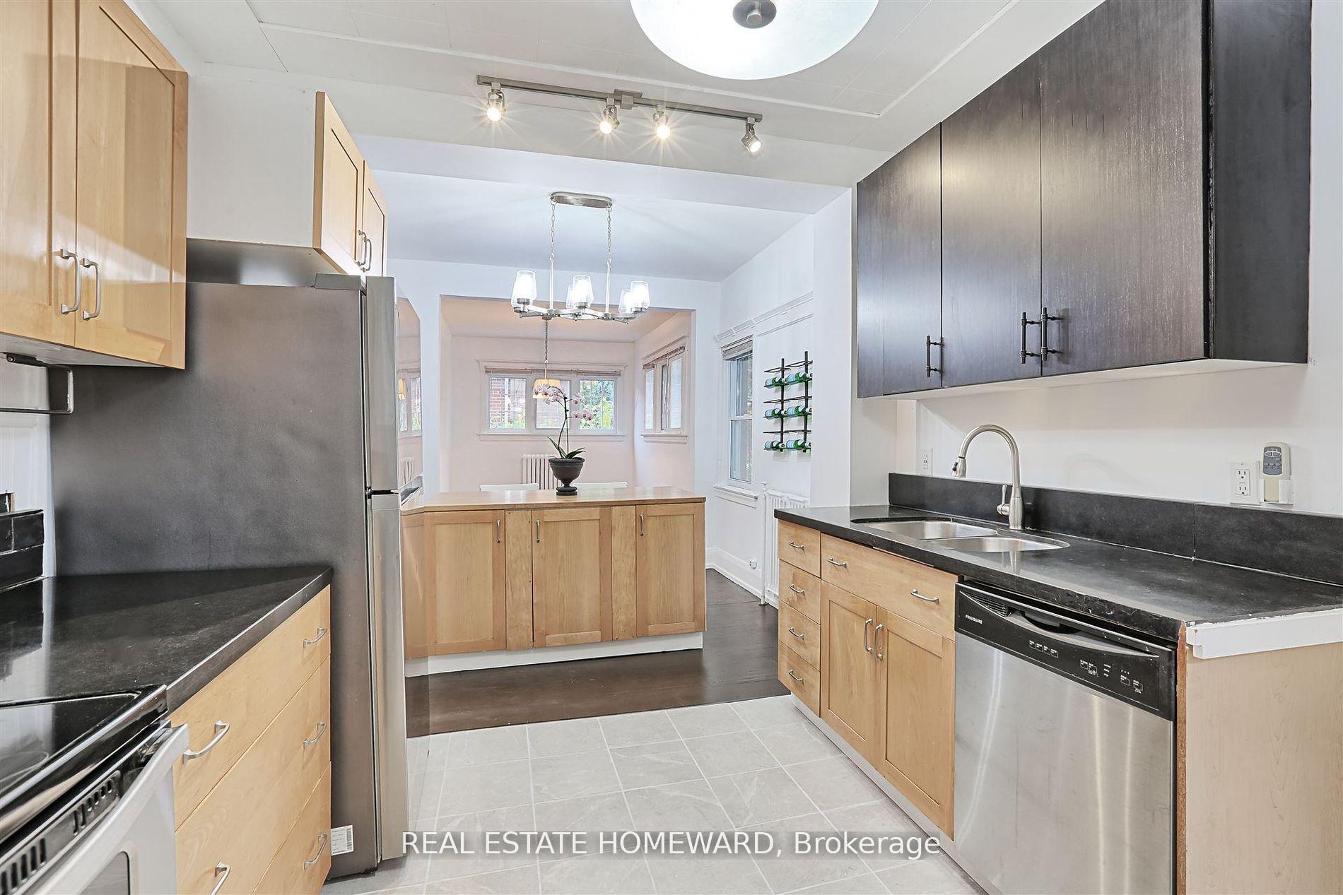 Photo 12 of 50 Courcelette Road, Scarborough, Birchcliffe-Cliffside — HOMEH