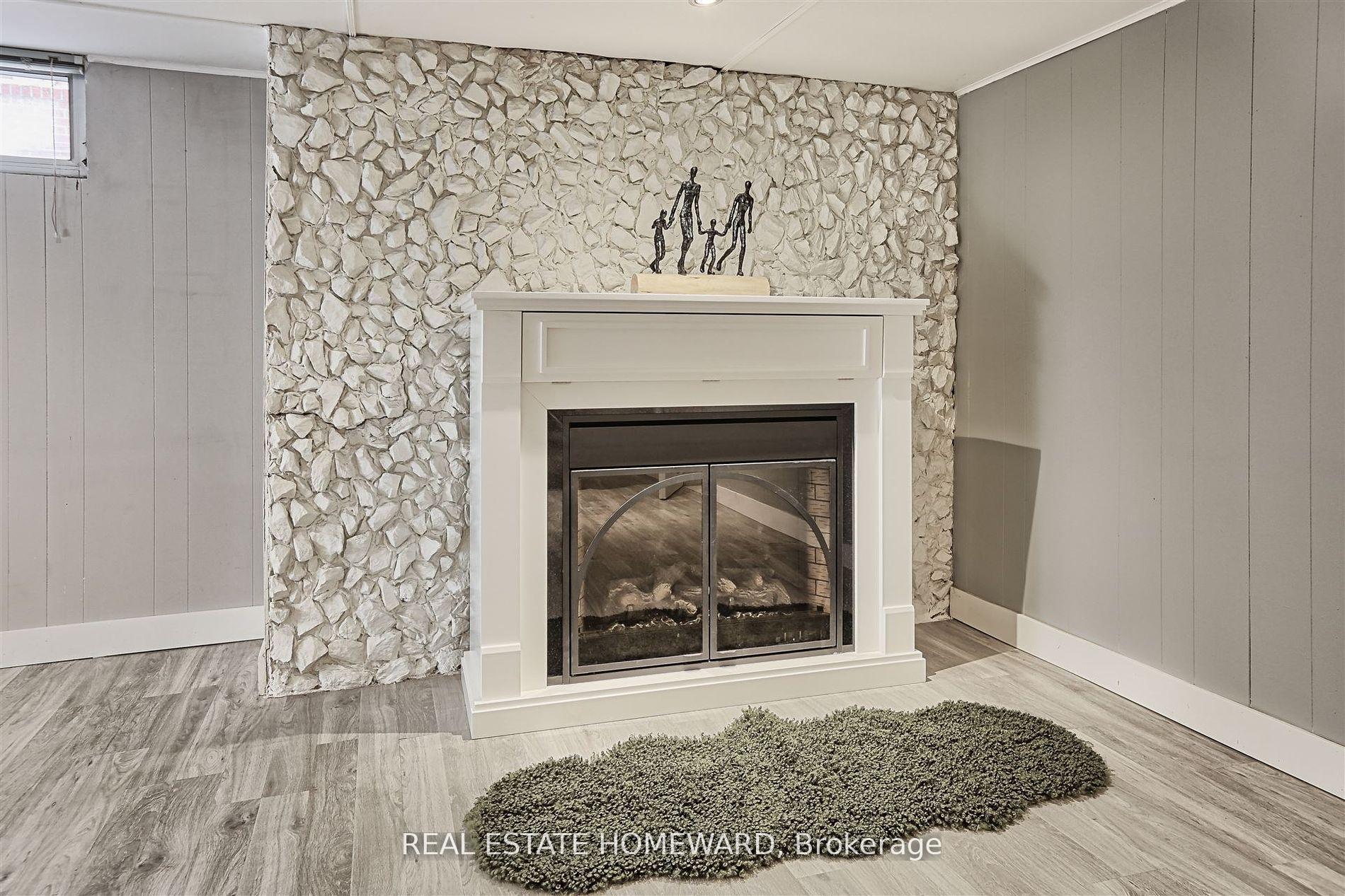 Photo 32 of 50 Courcelette Road, Scarborough, Birchcliffe-Cliffside — HOMEH