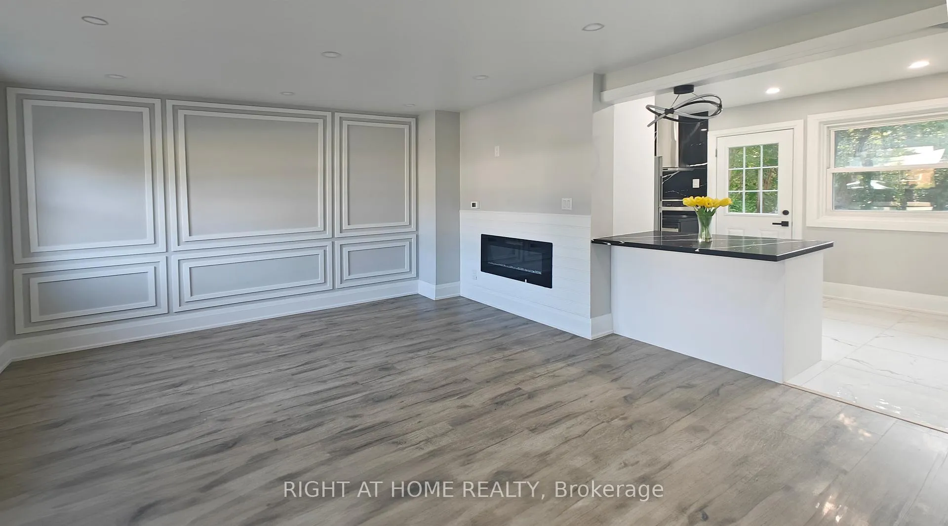 Photo 7 of 381 East 23rd Street, Hamilton, Burkholme — HOMEH