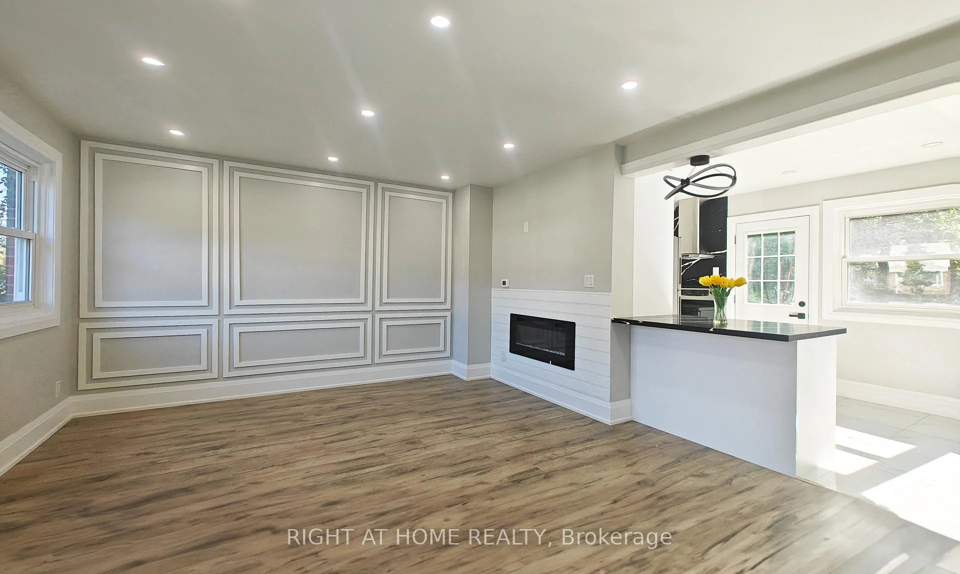 Photo 16 of 381 East 23rd Street, Hamilton, Burkholme — HOMEH