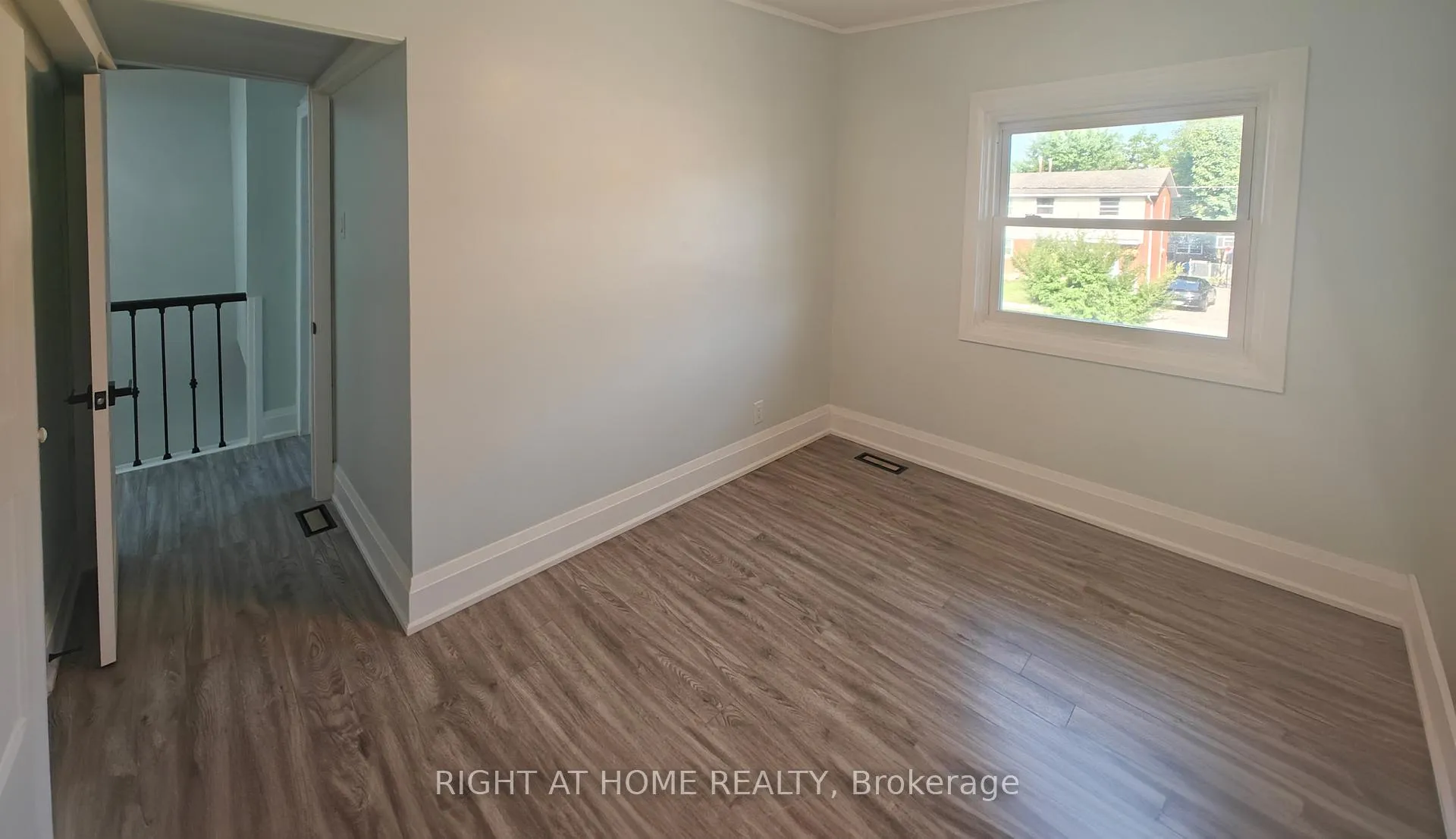 Photo 26 of 381 East 23rd Street, Hamilton, Burkholme — HOMEH