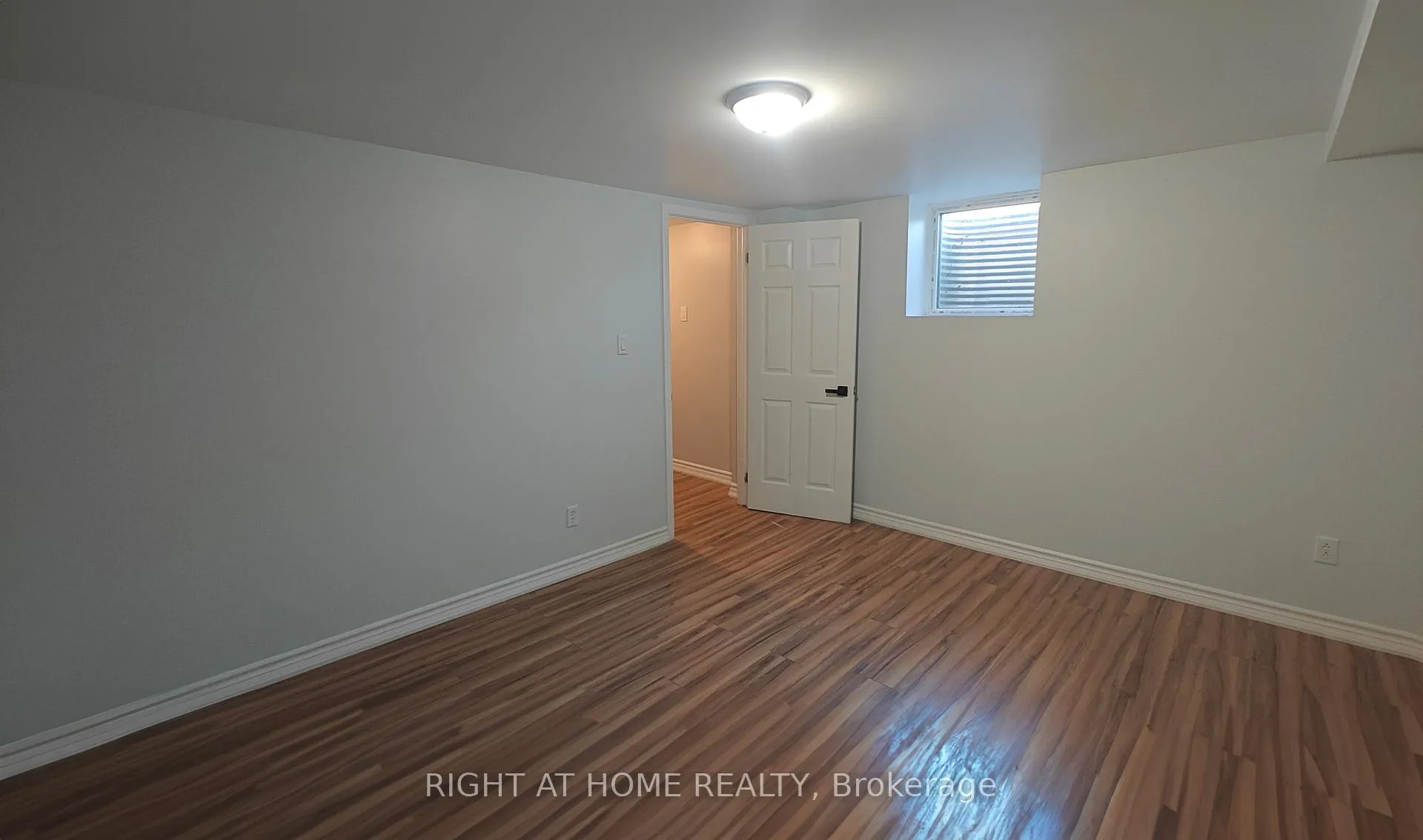 Photo 35 of 381 East 23rd Street, Hamilton, Burkholme — HOMEH