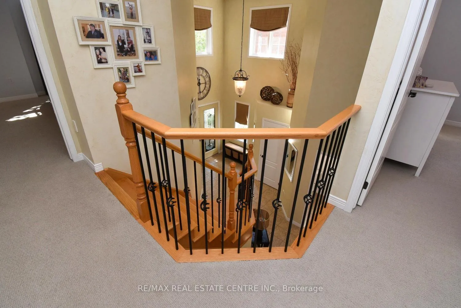 Photo 30 of 35 Eringate Drive, Hamilton, Stoney Creek Mountain — HOMEH