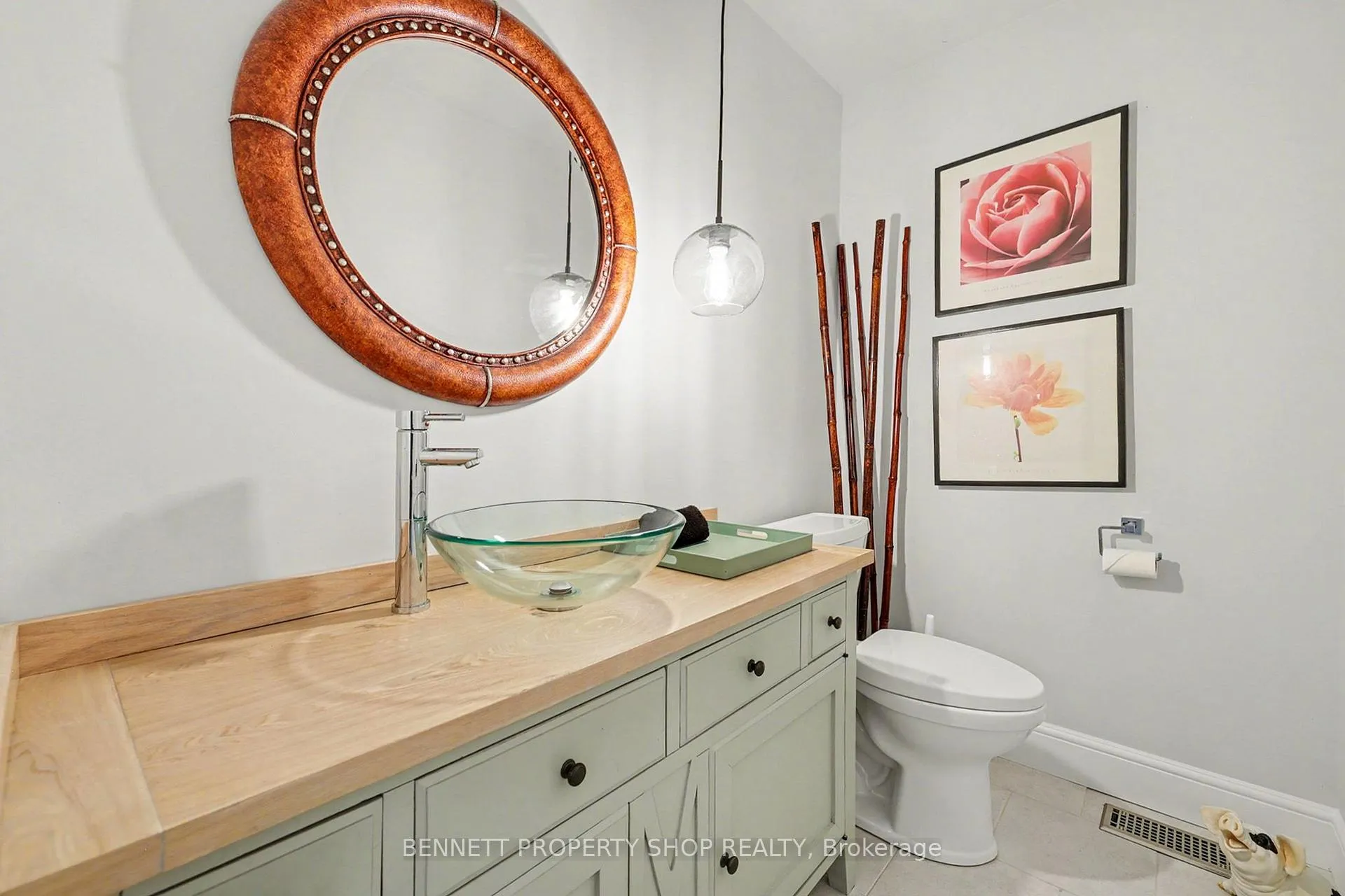 Photo 14 of 12 Sherk Crescent, Ottawa, Kanata - Kanata Lakes/Heritage Hills — HOMEH