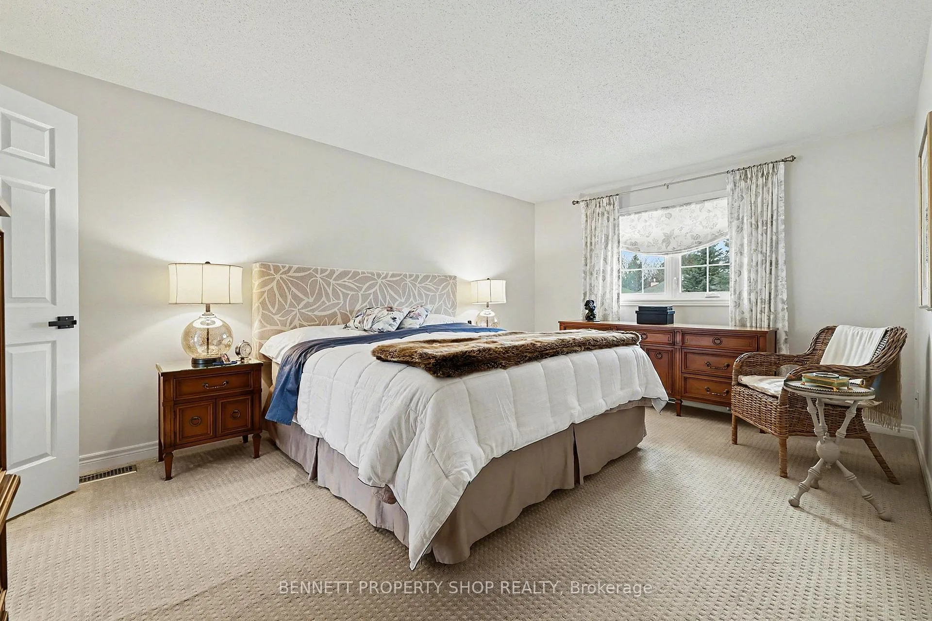 Photo 17 of 12 Sherk Crescent, Ottawa, Kanata - Kanata Lakes/Heritage Hills — HOMEH