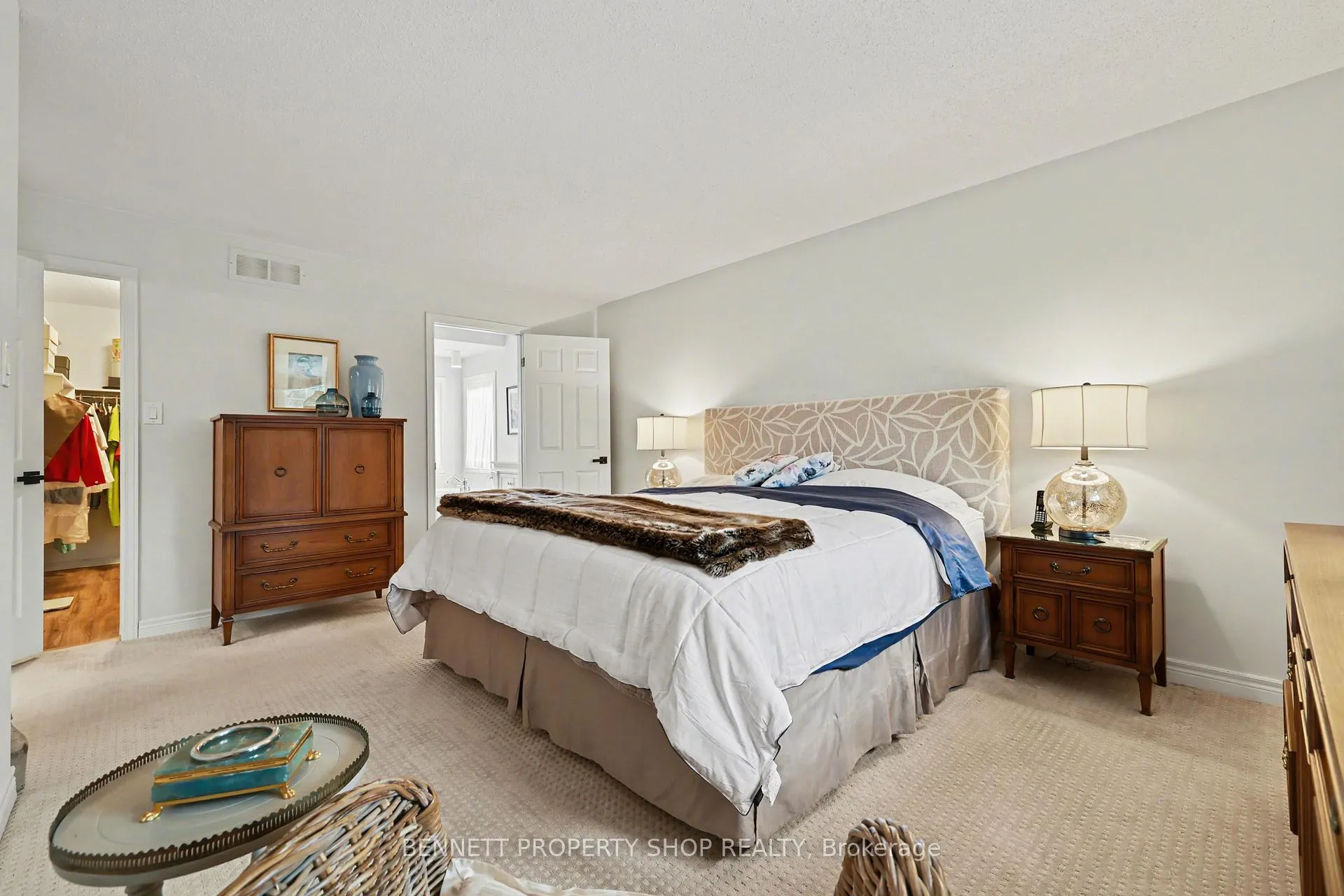 Photo 18 of 12 Sherk Crescent, Ottawa, Kanata - Kanata Lakes/Heritage Hills — HOMEH