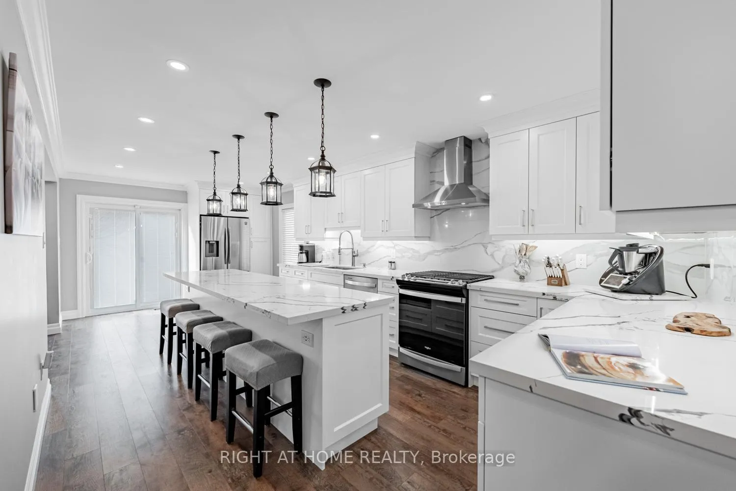 Photo 11 of 52 Milson Crescent, Guelph, Kortright Hills — HOMEH