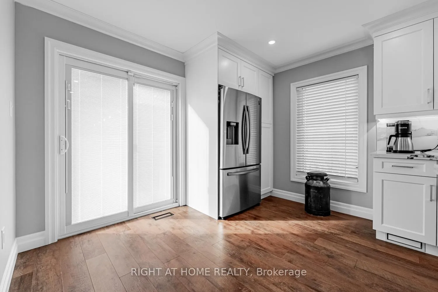 Photo 12 of 52 Milson Crescent, Guelph, Kortright Hills — HOMEH