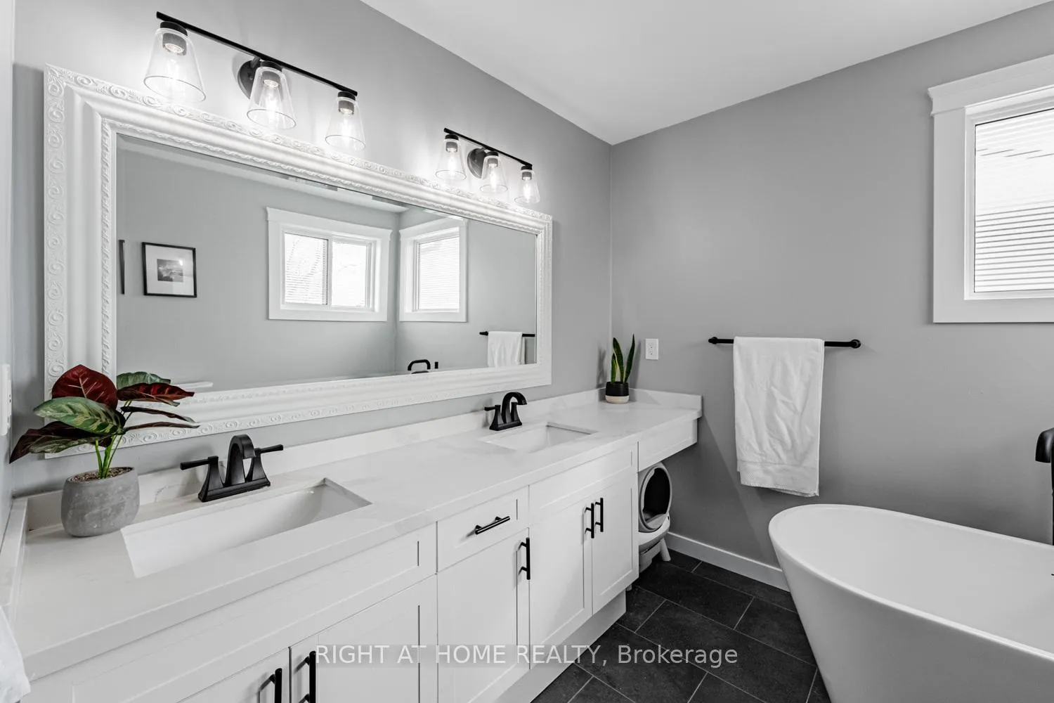 Photo 17 of 52 Milson Crescent, Guelph, Kortright Hills — HOMEH