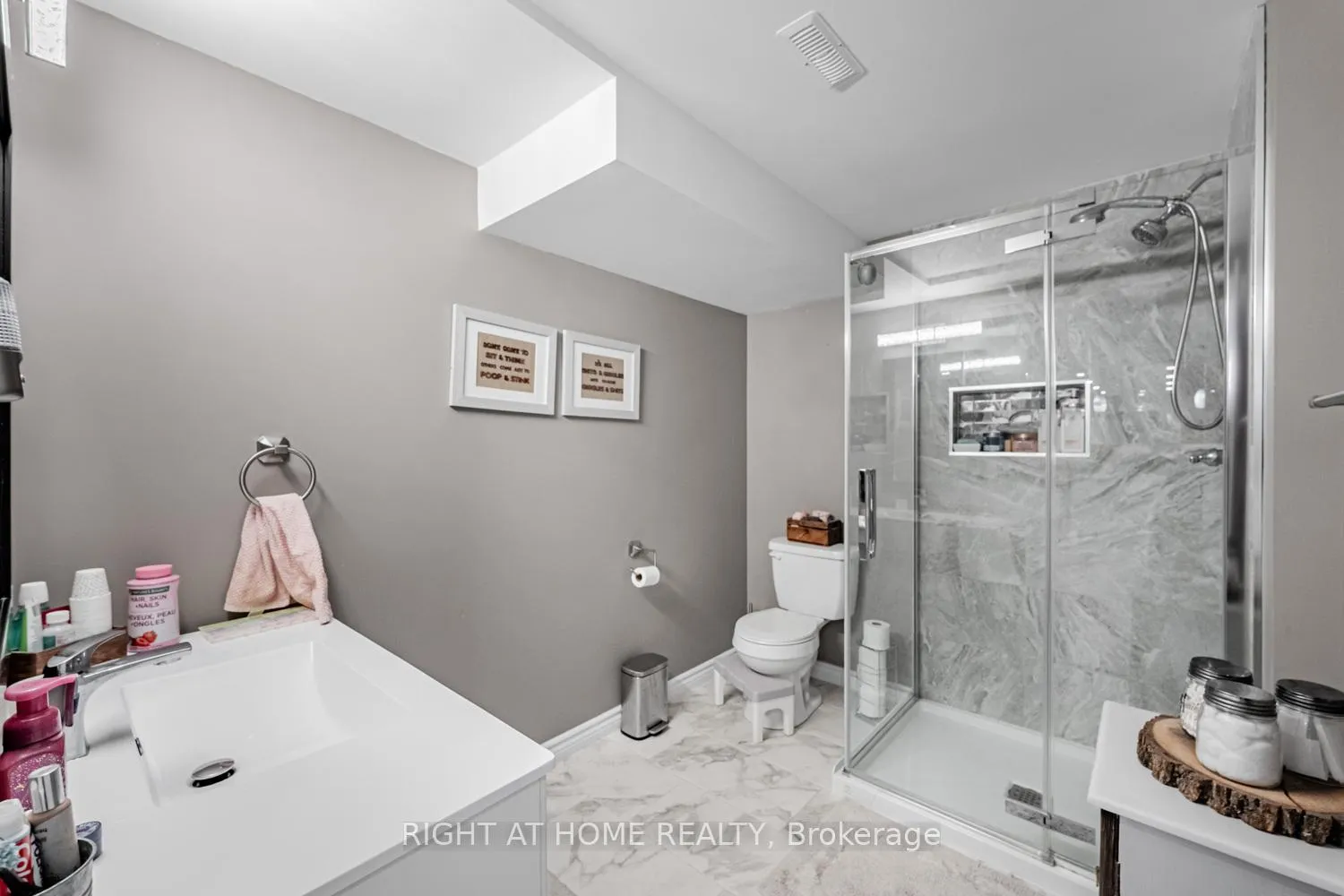 Photo 27 of 52 Milson Crescent, Guelph, Kortright Hills — HOMEH