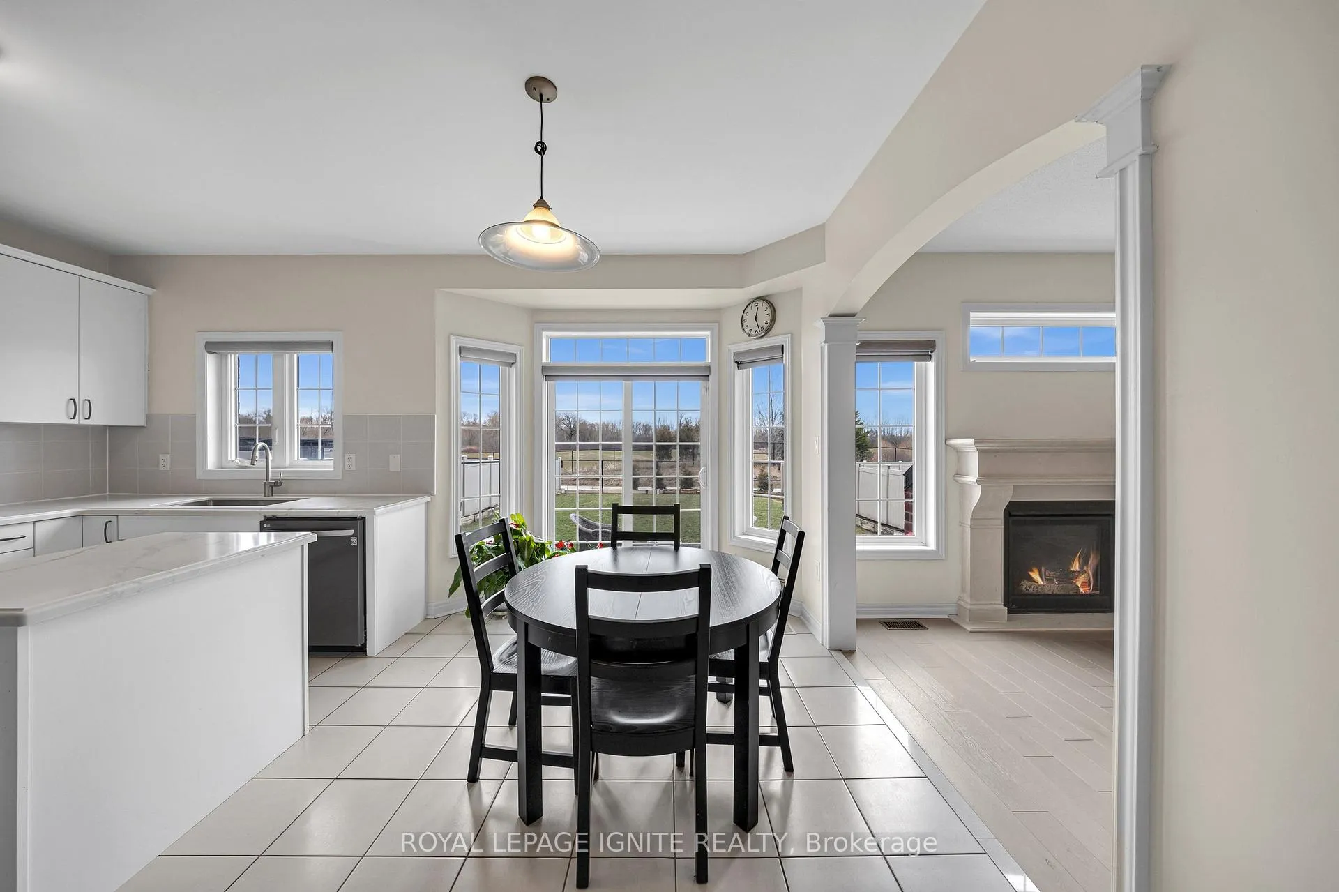 Photo 17 of 725 Audley Road S, Ajax, South East — HOMEH