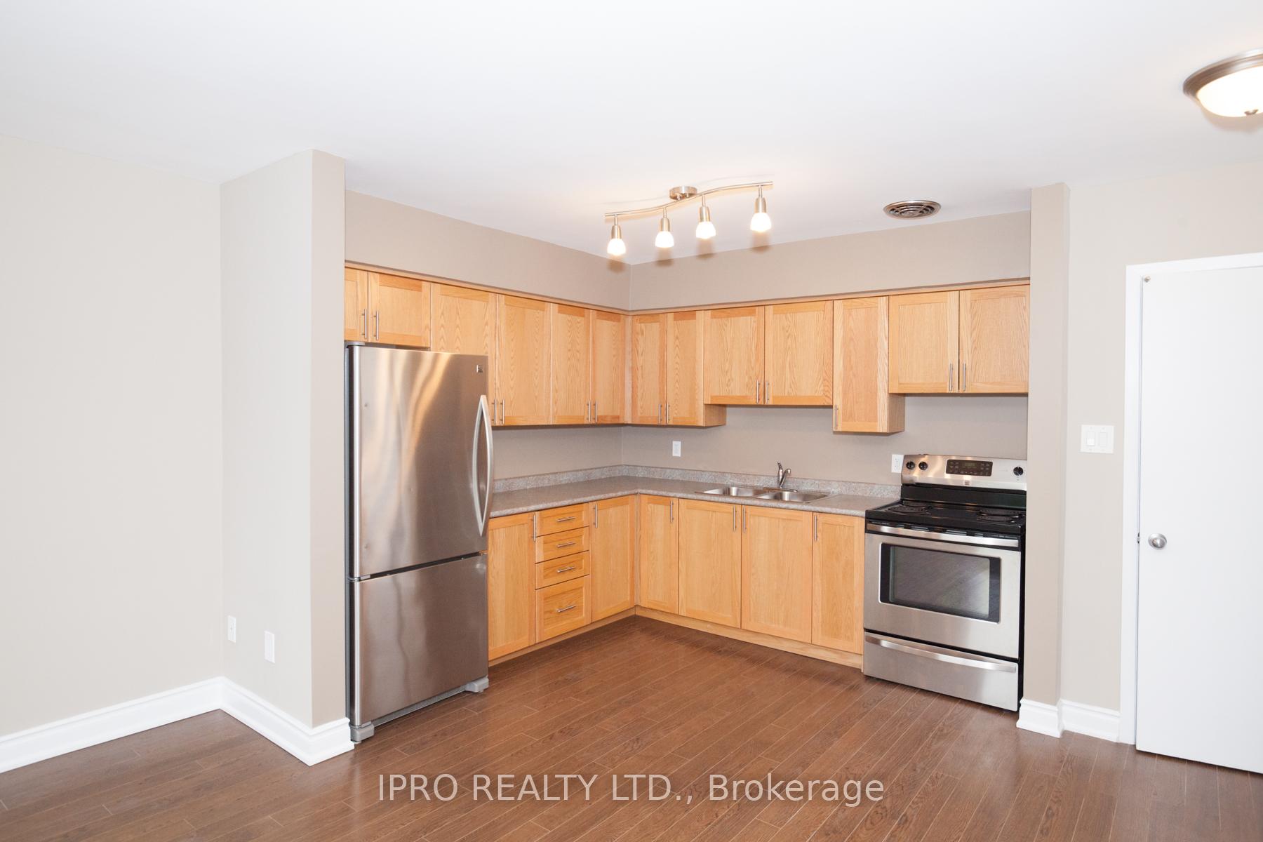 Photo 6 of Unit UPPER, 920 Pape Avenue, Toronto, Danforth Village-East York — HOMEH