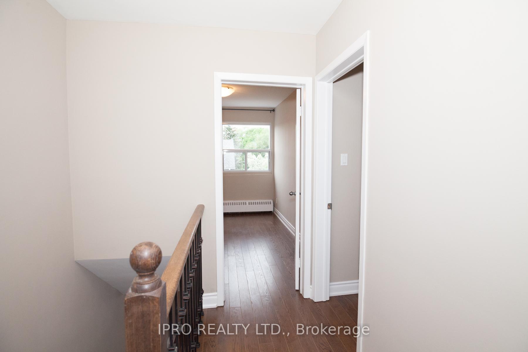 Photo 10 of Unit UPPER, 920 Pape Avenue, Toronto, Danforth Village-East York — HOMEH
