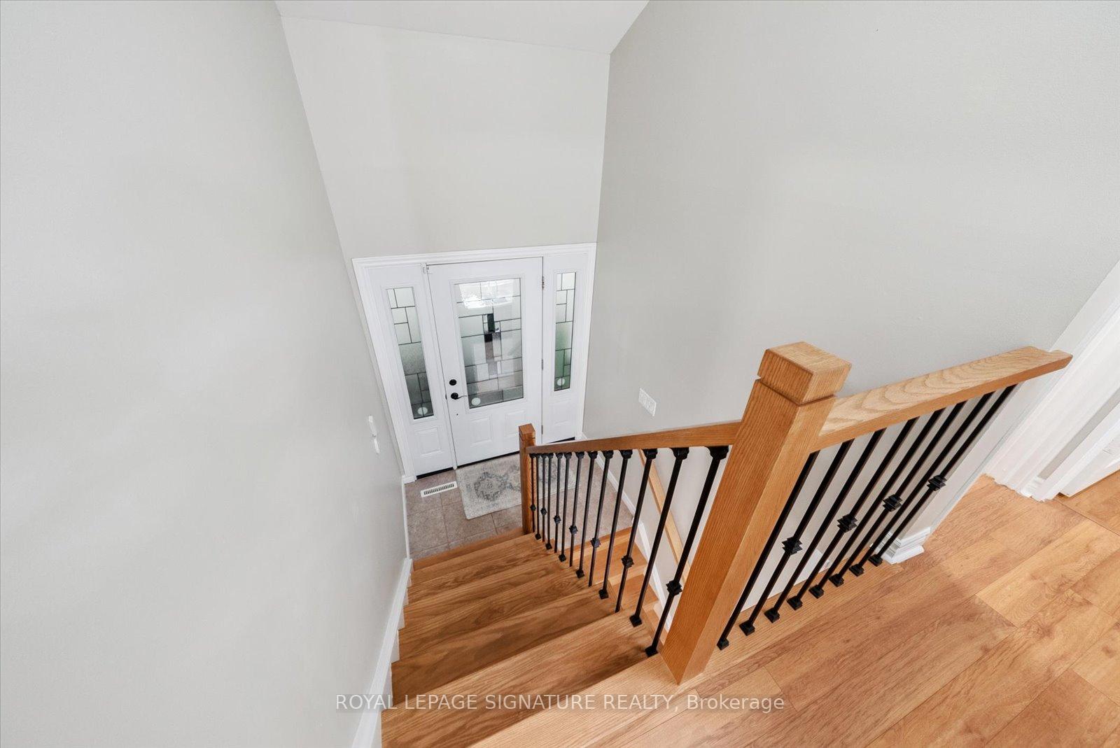 Photo 16 of 52 Munson Crescent, Scarborough, Bendale — HOMEH