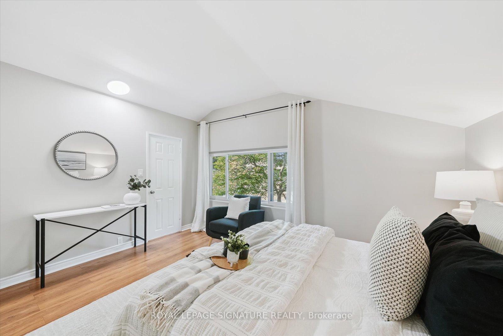 Photo 18 of 52 Munson Crescent, Scarborough, Bendale — HOMEH