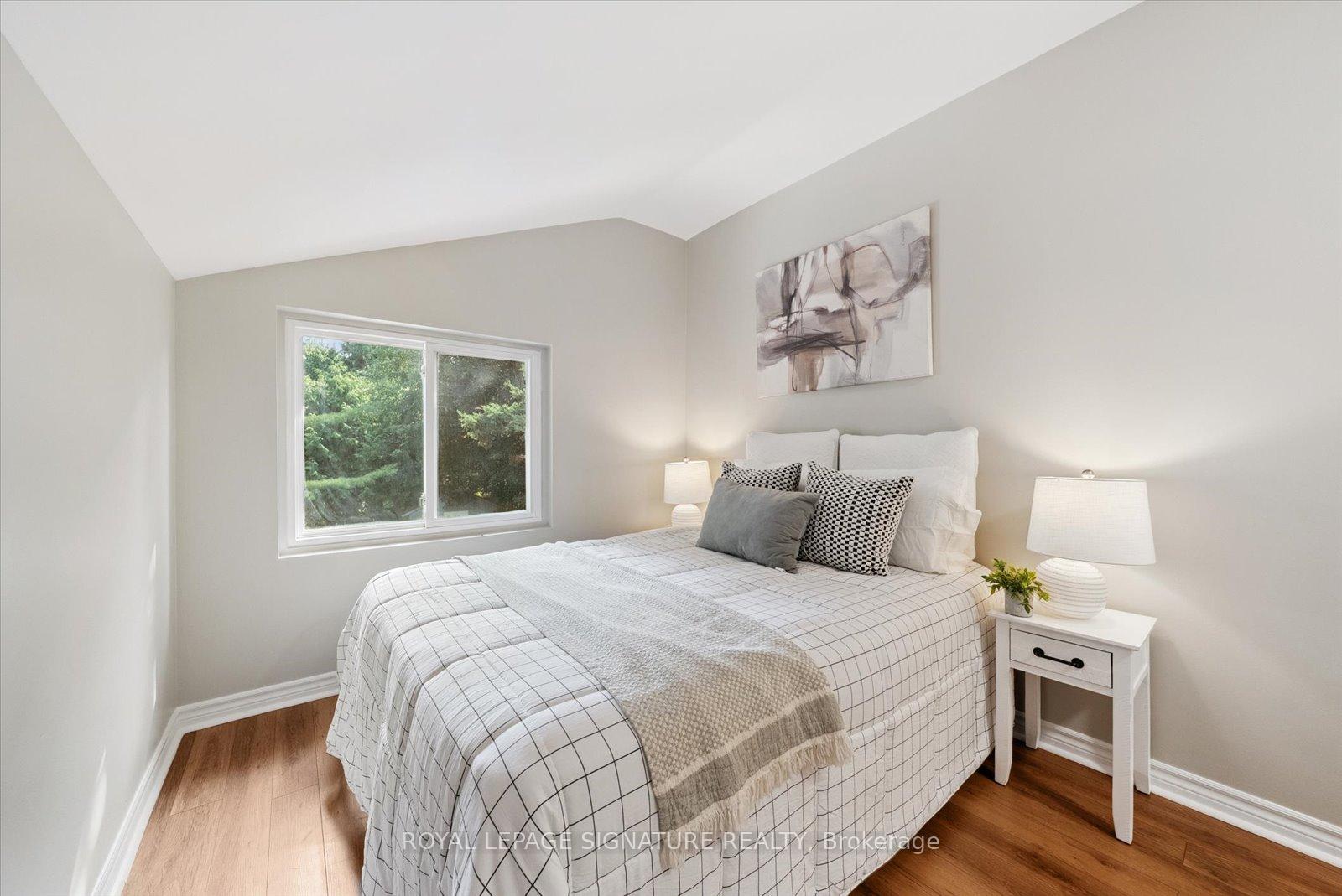 Photo 20 of 52 Munson Crescent, Scarborough, Bendale — HOMEH