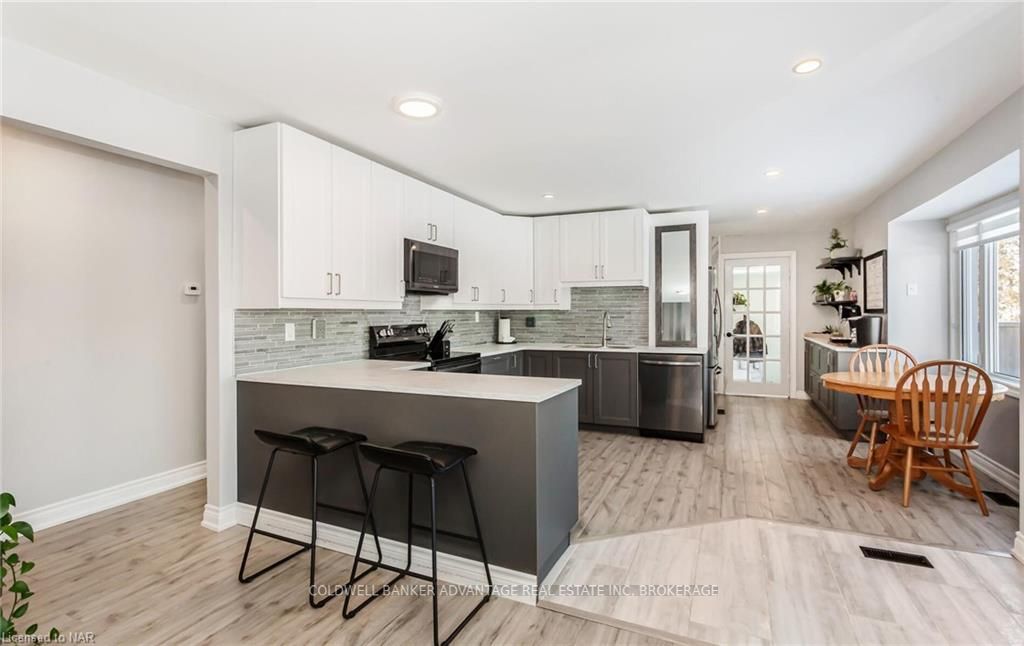 Photo 6 of 82 Hodgkins Avenue, Thorold, Allanburg/Thorold South — HOMEH