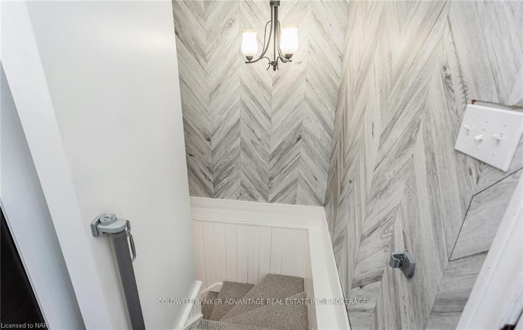 Photo 25 of 82 Hodgkins Avenue, Thorold, Allanburg/Thorold South — HOMEH