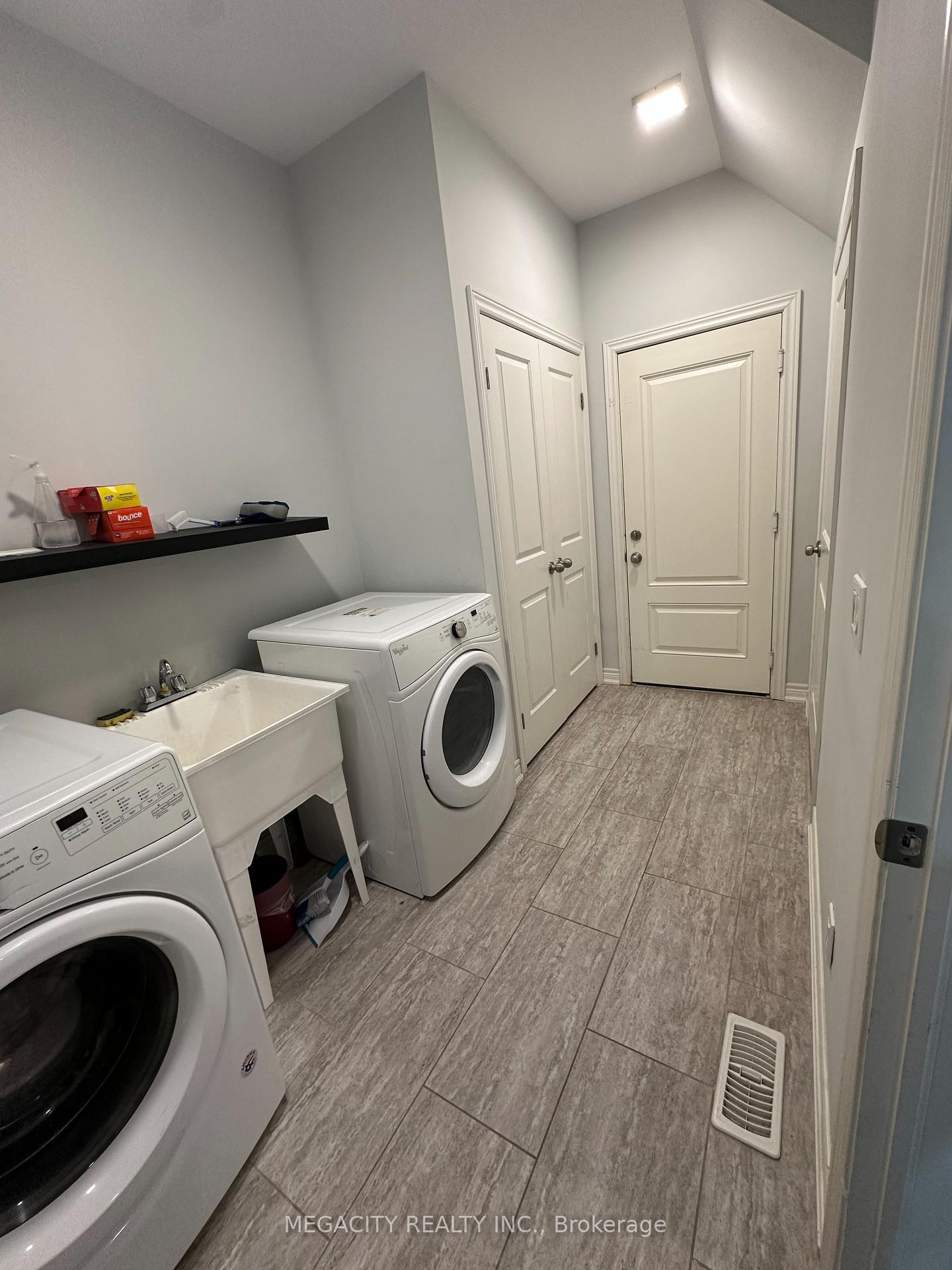 Photo 14 of 15 Wilkerson Street, Thorold, Hurricane/Merrittville — HOMEH