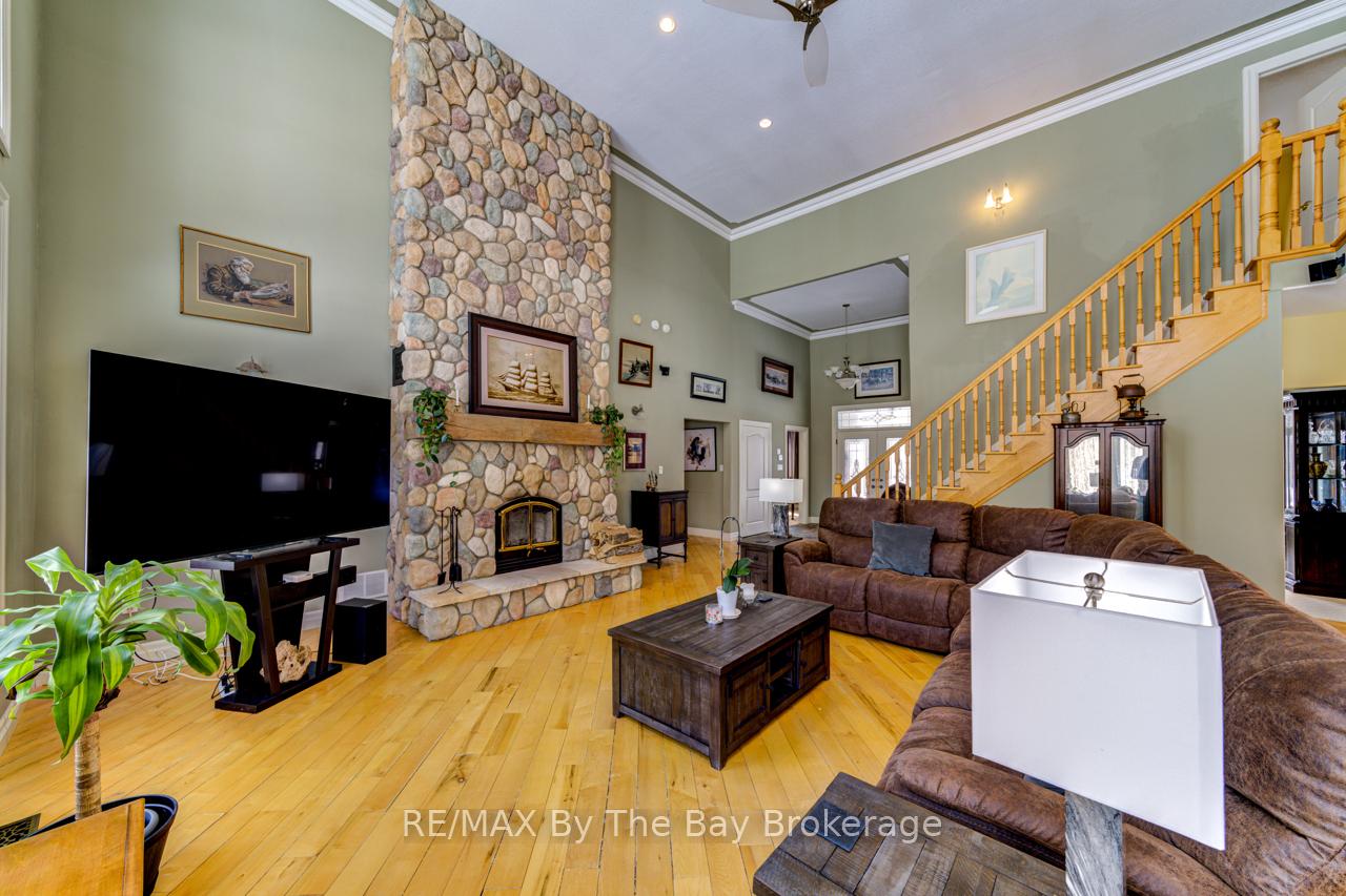 Photo 13 of 125 Copeland Creek Drive, Tiny, Rural Tiny — HOMEH