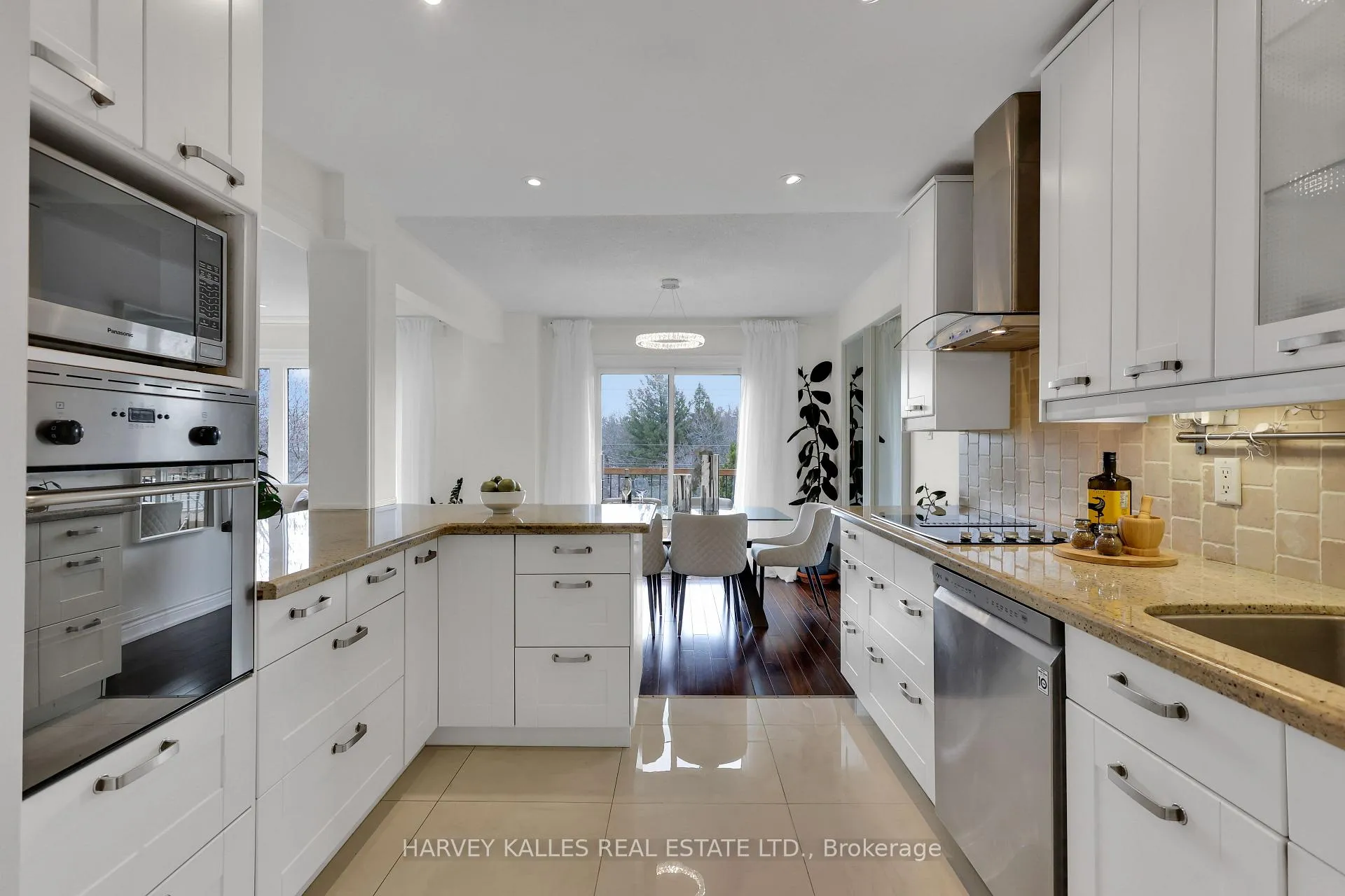 Photo 14 of 47 Aberfeldy Crescent, Markham, German Mills — HOMEH