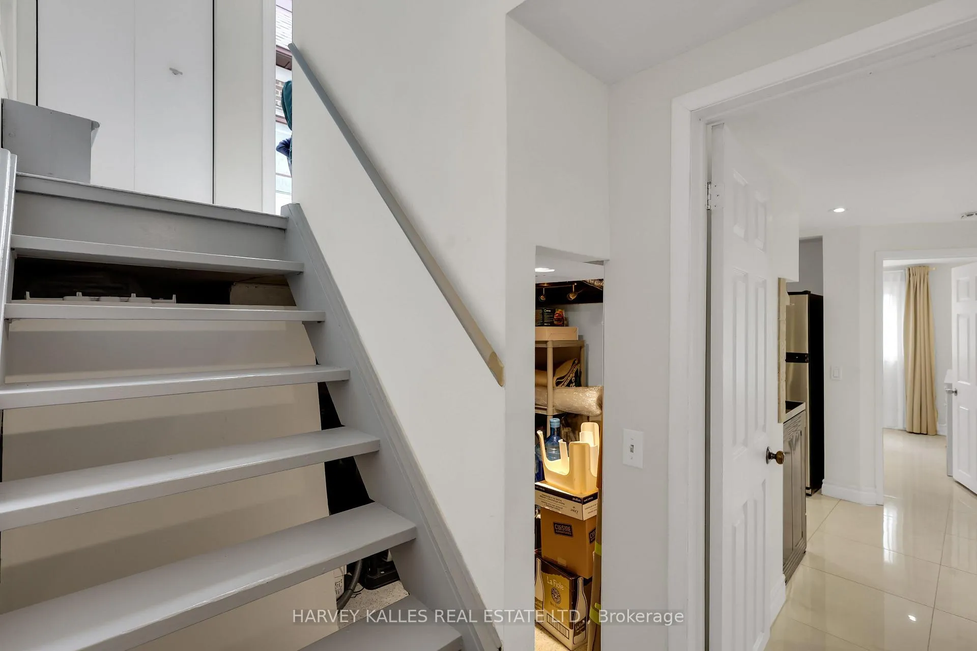 Photo 26 of 47 Aberfeldy Crescent, Markham, German Mills — HOMEH