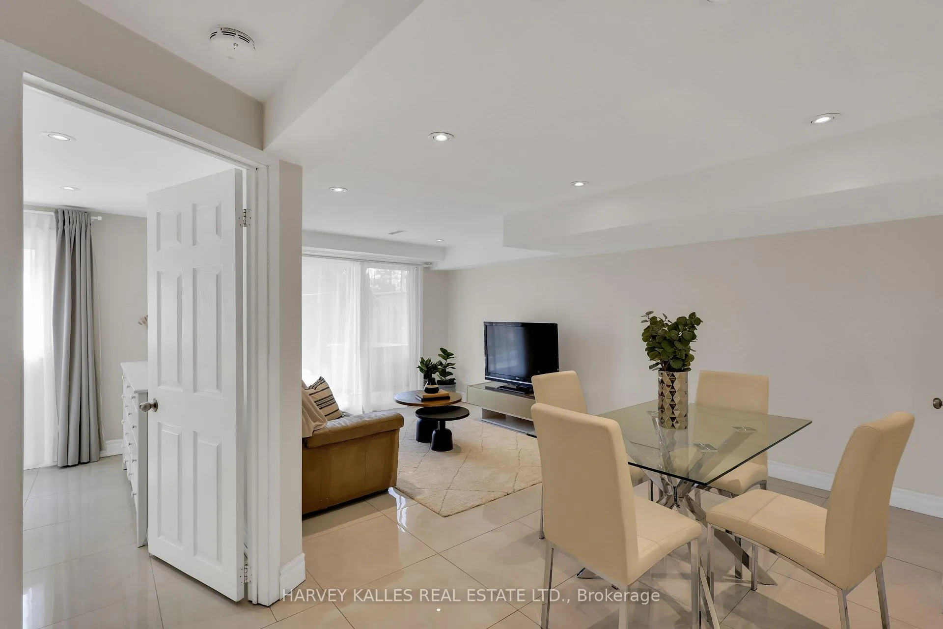 Photo 29 of 47 Aberfeldy Crescent, Markham, German Mills — HOMEH