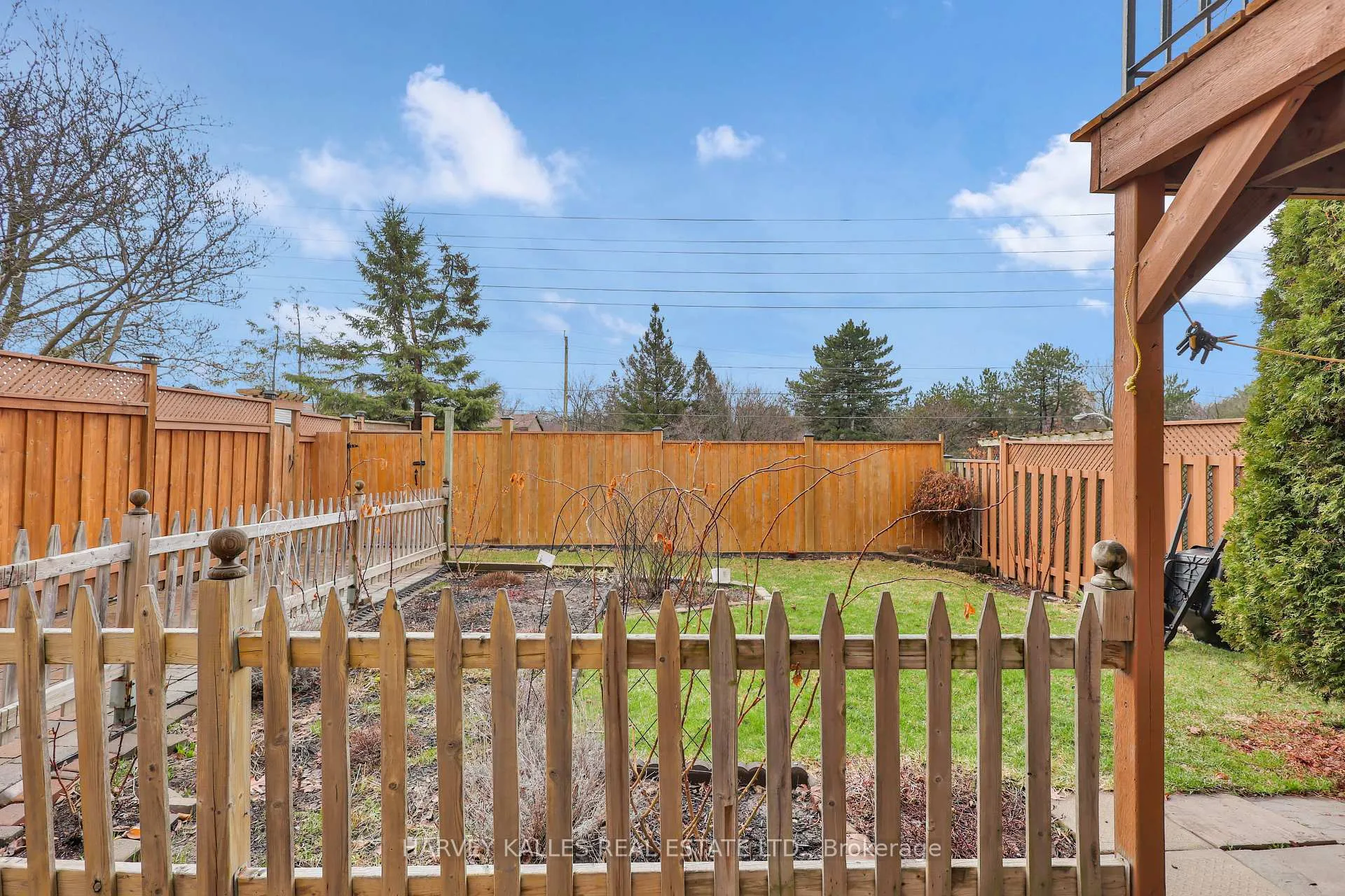 Photo 38 of 47 Aberfeldy Crescent, Markham, German Mills — HOMEH