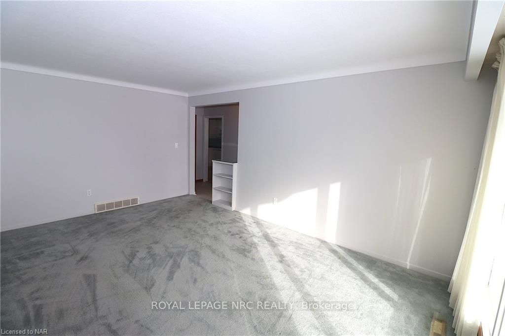 Photo 11 of 100 Richmond Street, Thorold, Thorold Downtown — HOMEH