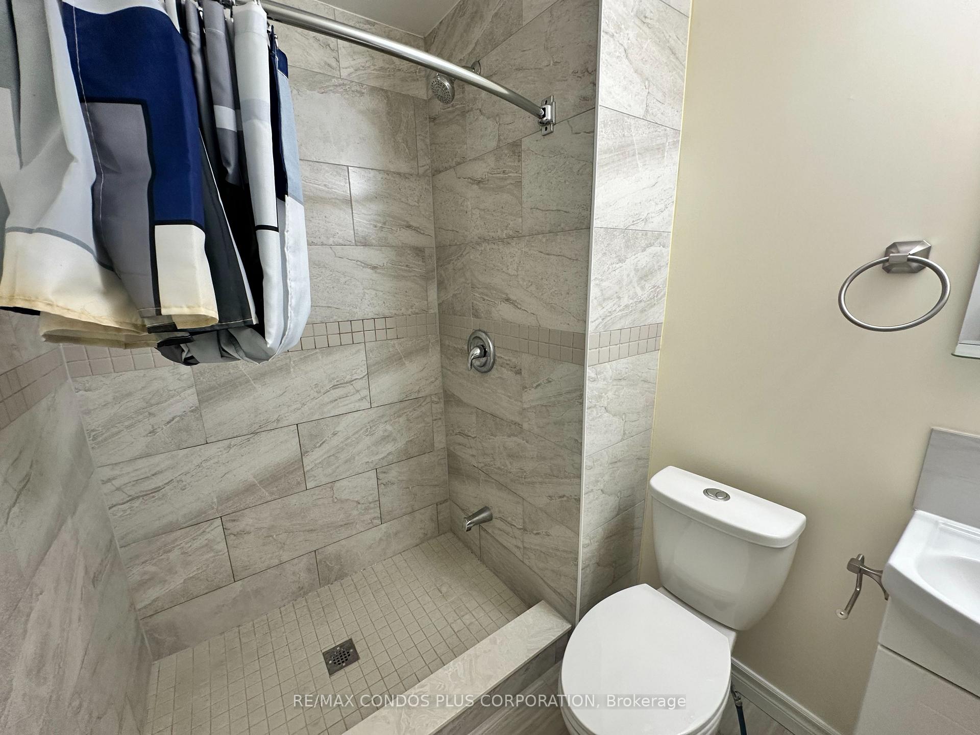 Photo 3 of Unit 3A, 721 Danforth Avenue, Toronto, Danforth — HOMEH