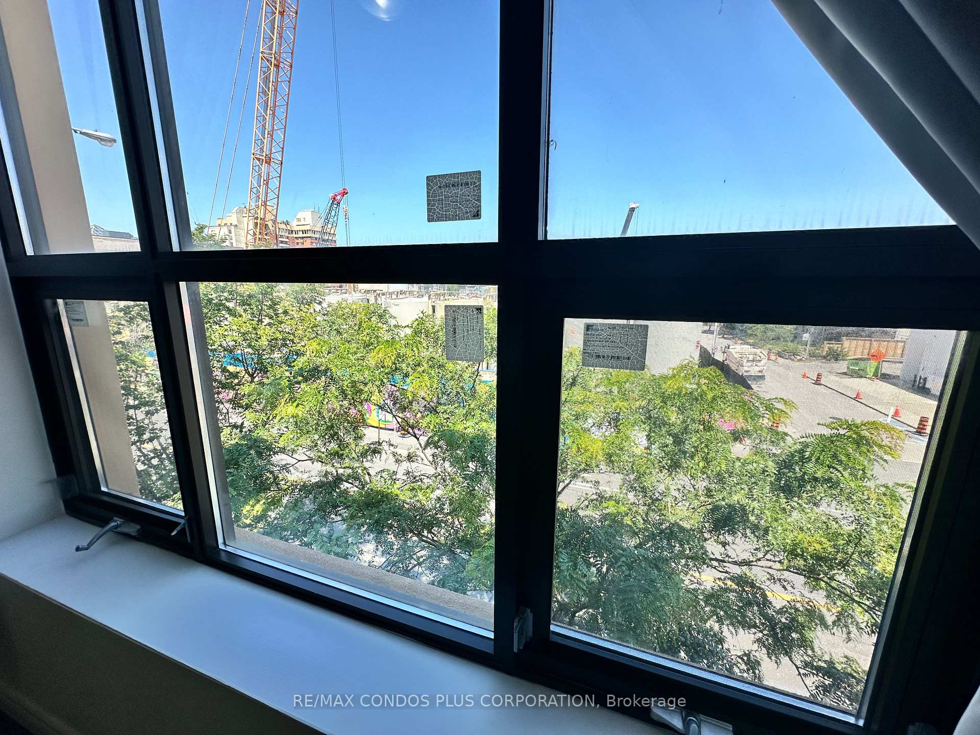 Photo 6 of Unit 3A, 721 Danforth Avenue, Toronto, Danforth — HOMEH