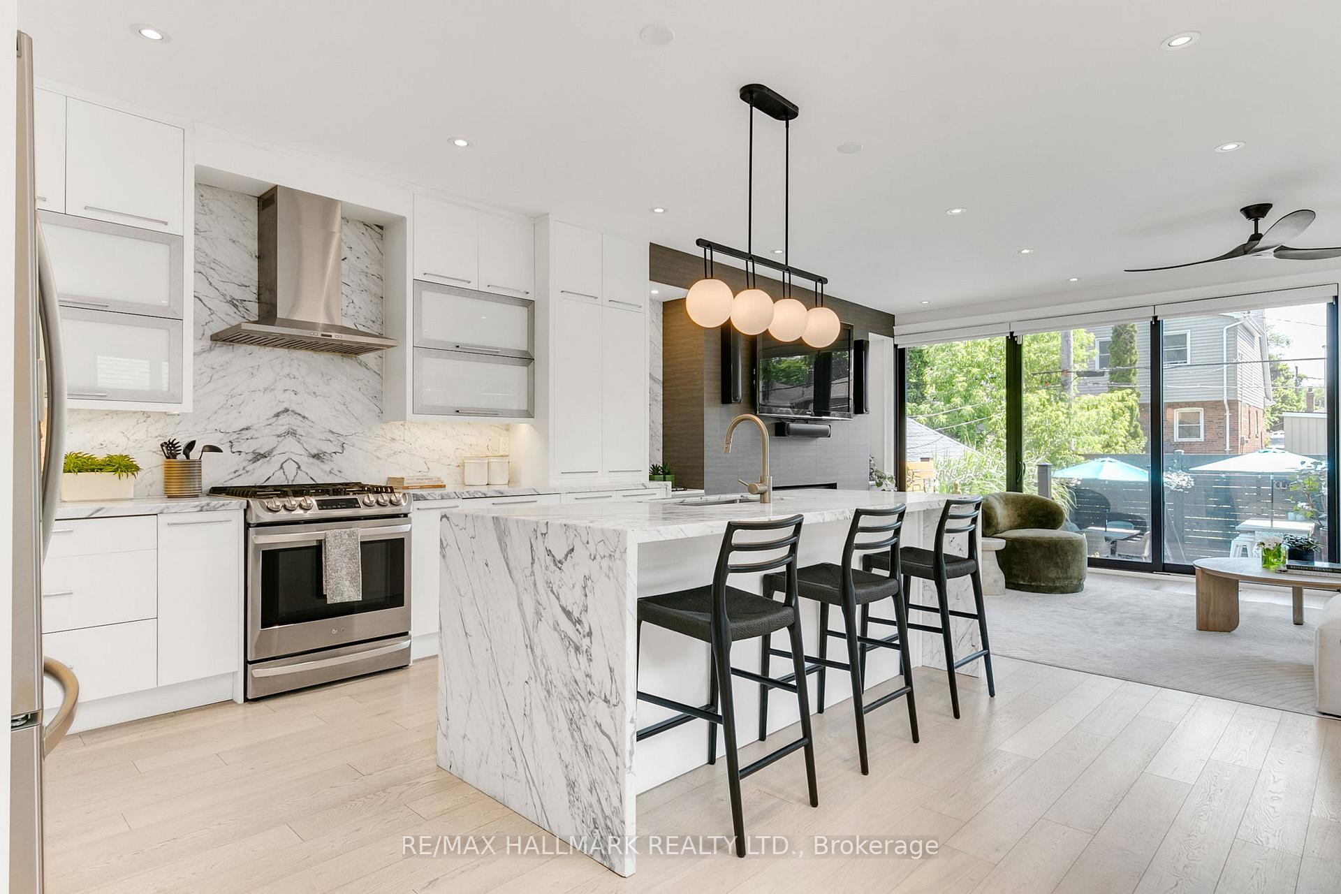 Photo 13 of 95 Dunington Drive, Scarborough, Birchcliffe-Cliffside — HOMEH