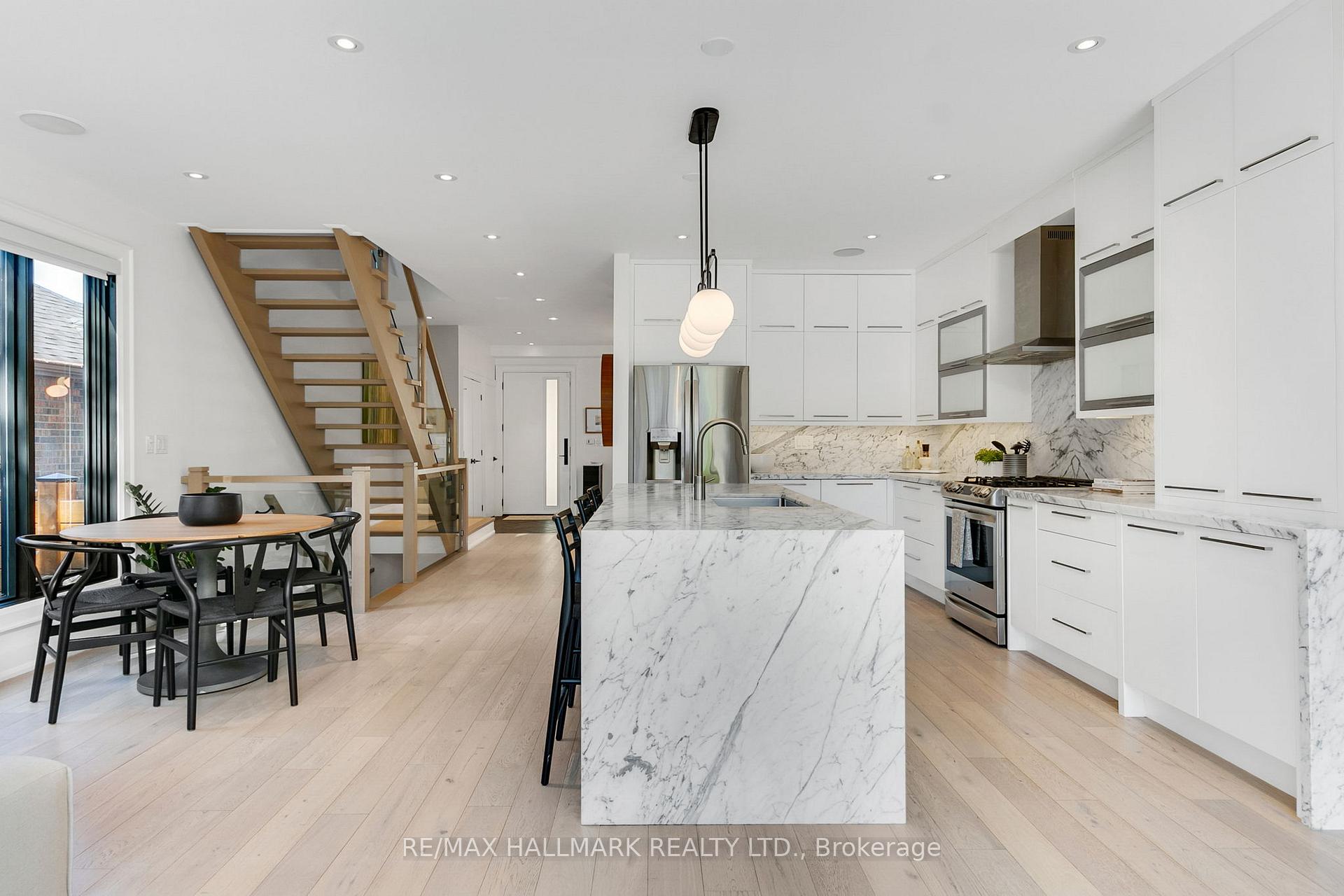 Photo 18 of 95 Dunington Drive, Scarborough, Birchcliffe-Cliffside — HOMEH