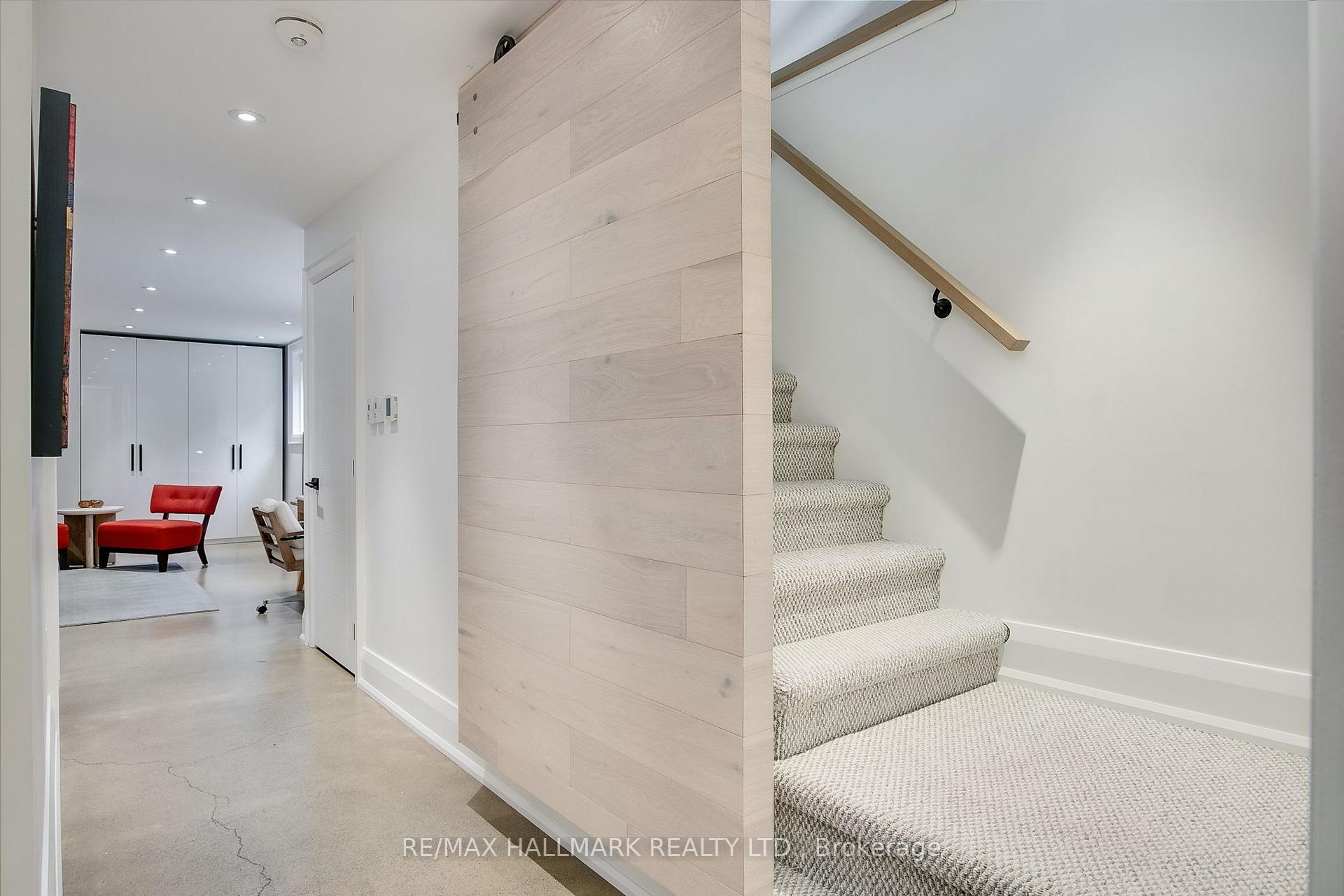 Photo 34 of 95 Dunington Drive, Scarborough, Birchcliffe-Cliffside — HOMEH