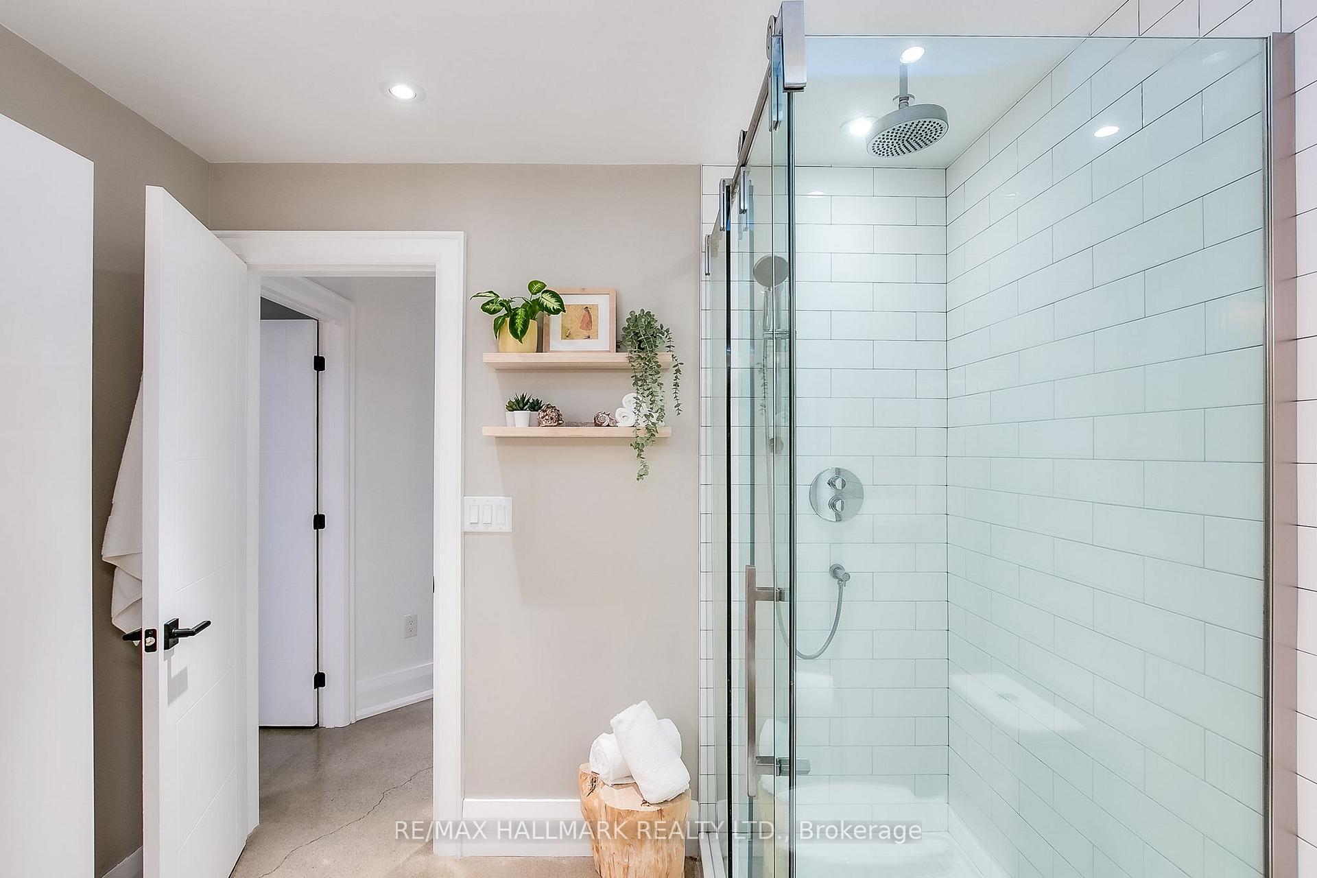 Photo 40 of 95 Dunington Drive, Scarborough, Birchcliffe-Cliffside — HOMEH